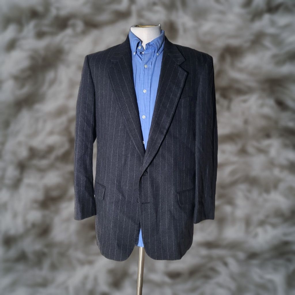 Valentino VINTAGE Valentino 42L Gray Flannel Wool Wide Chalk Striped Coat Blazer Jacket Size 42R - 1 Thumbnail