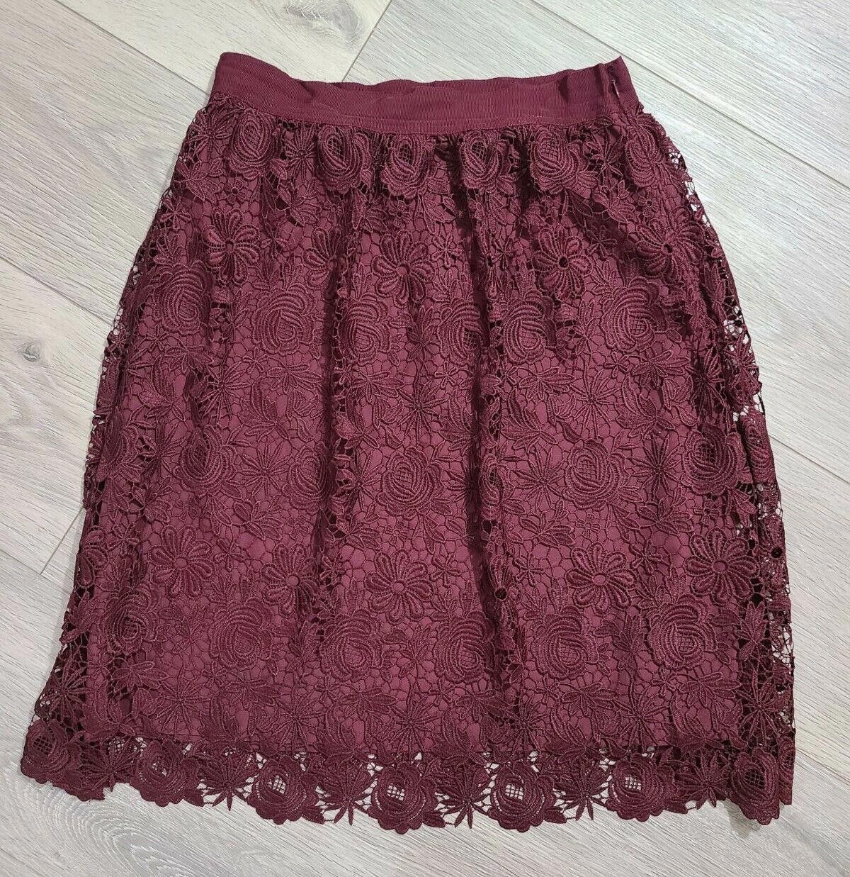 Ann Taylor Ann Taylor Skirt Size 8 Maroon Lace Lined NWT Size 30" / US 8 / IT 44 - 1 Thumbnail