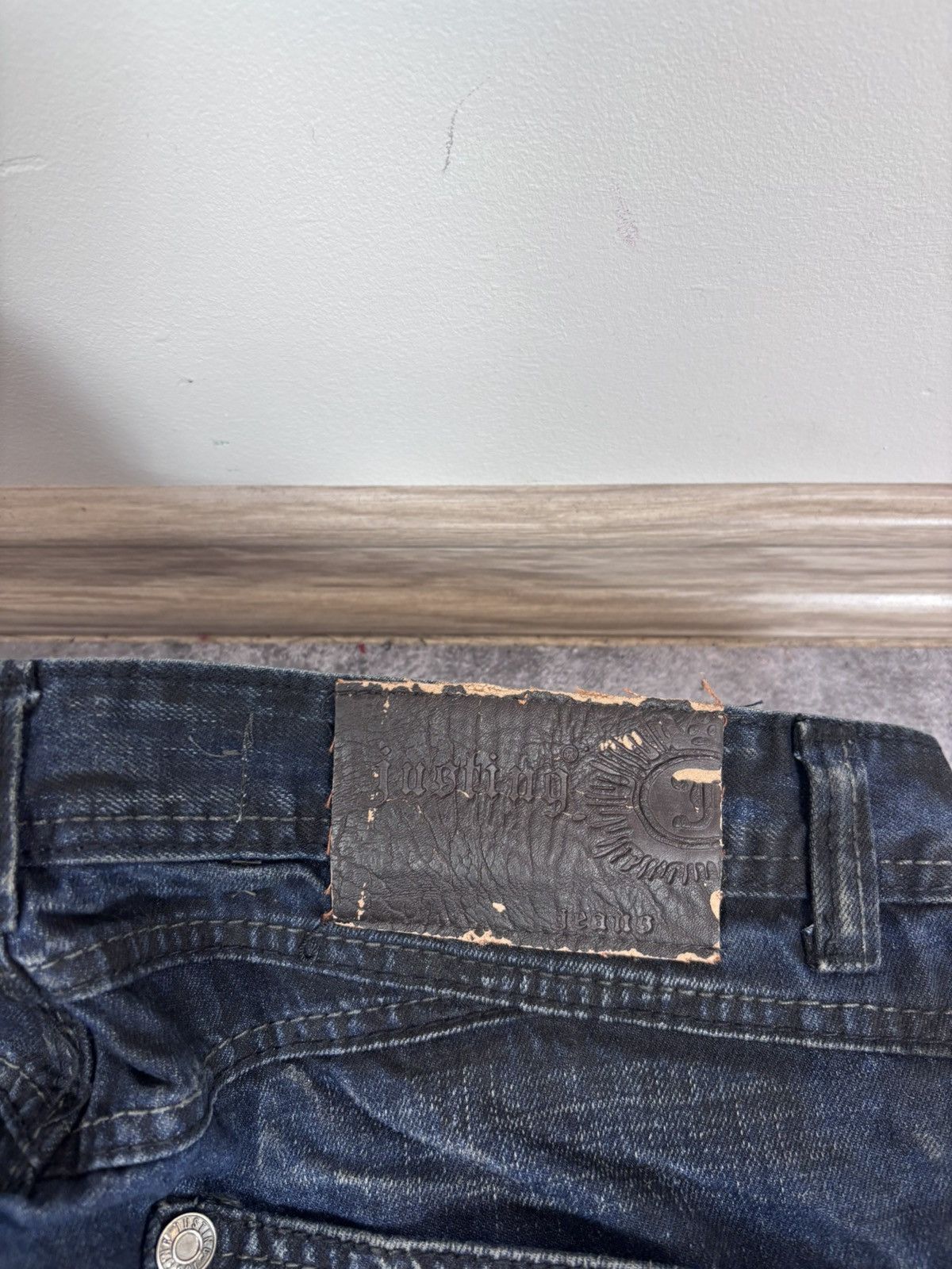 Japanese Brand Vintage Justing Y2K Dark Blue Faded Wash Denim Jeans Size US 32 / EU 48 - 22 Thumbnail