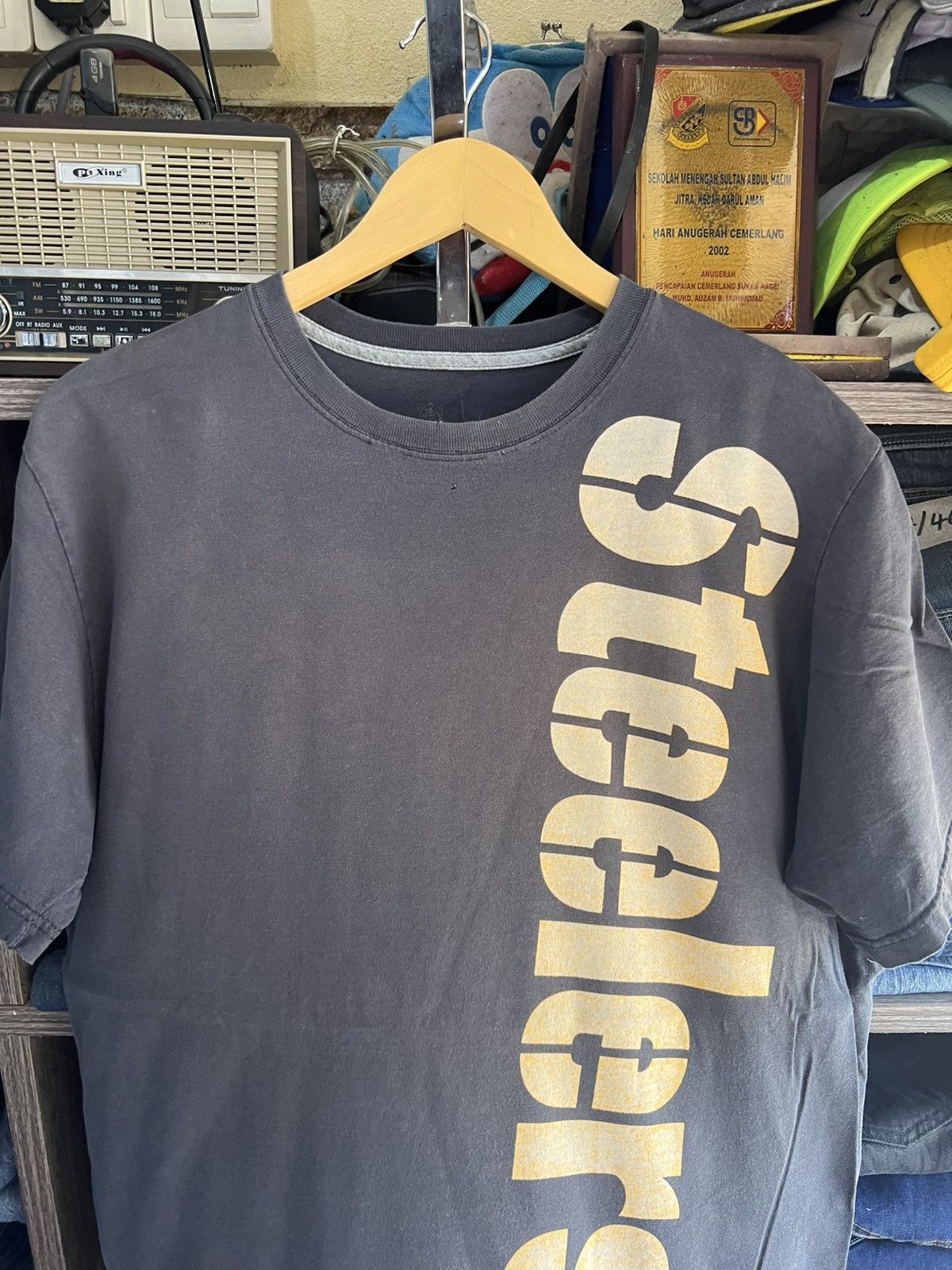 NFL 🔥Sun Faded Nike NFL Steelers Tee Size US M / EU 48-50 / 2 - 5 Thumbnail