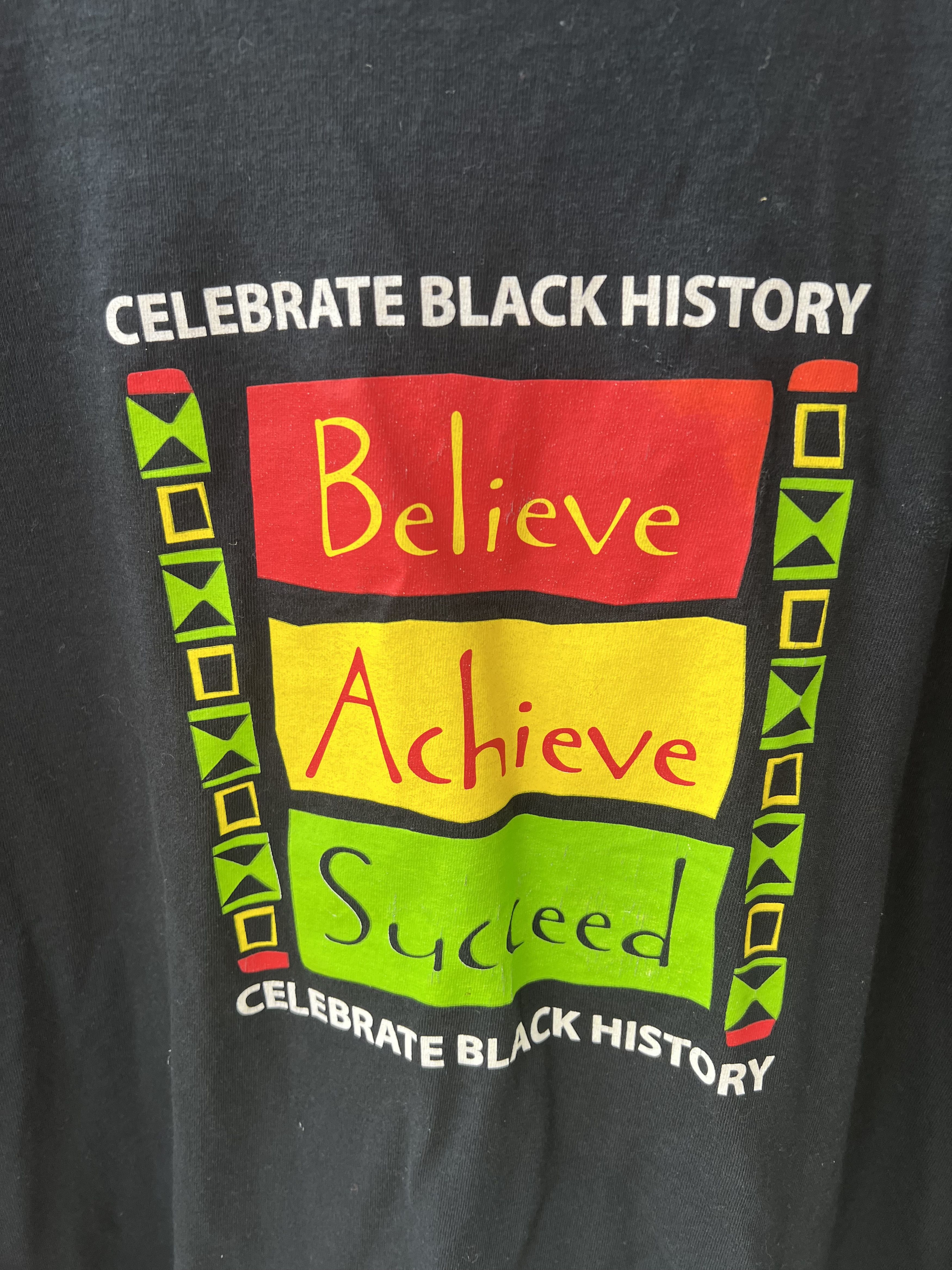 Fruit Of The Loom Believe, Achieve, Succeed Black History Month Tee Size US XL / EU 56 / 4 - 2 Thumbnail