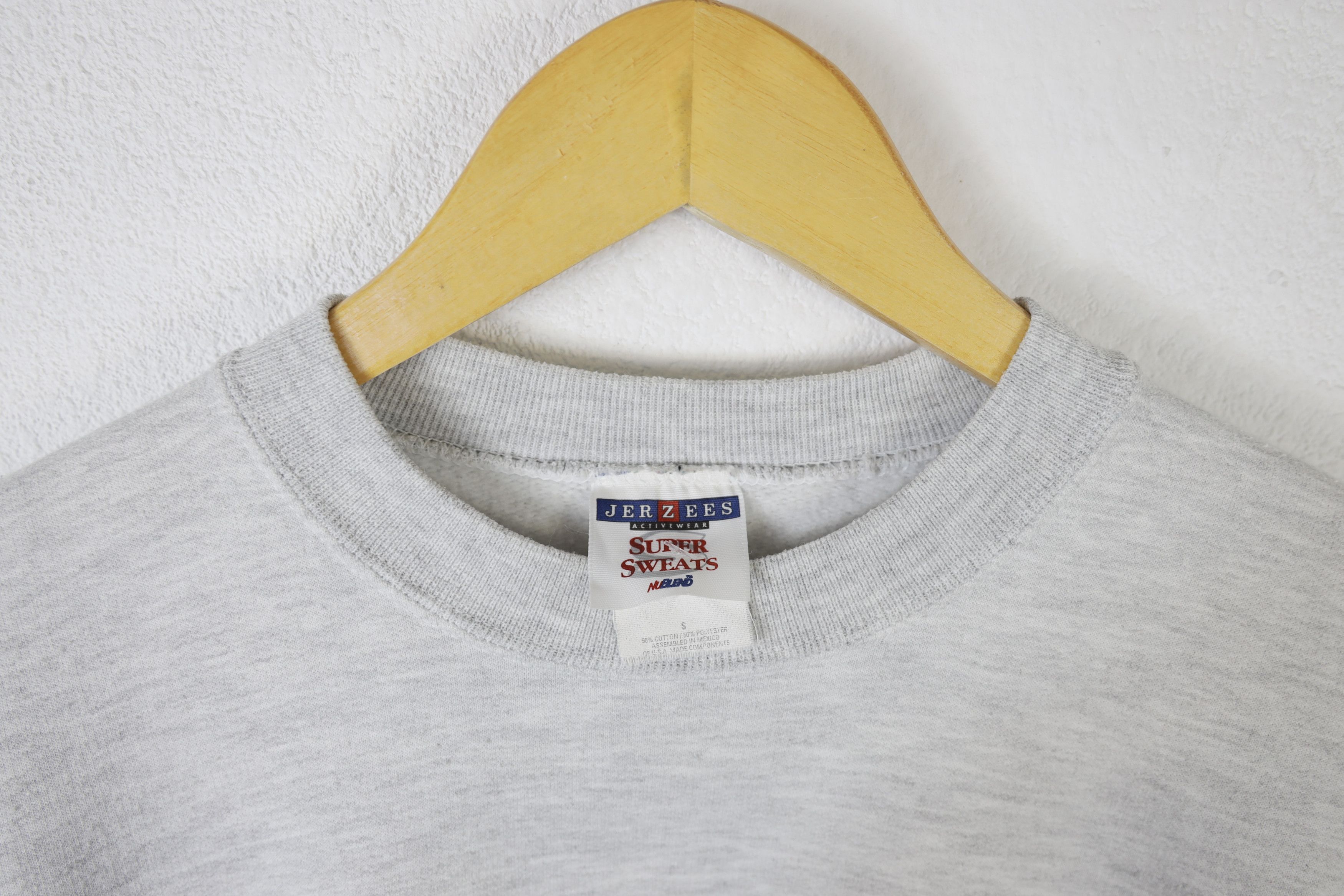 Vintage VIntage Army USA Logo Graphic Crew Sweatshirt size S Size US S / EU 44-46 / 1 - 6 Thumbnail