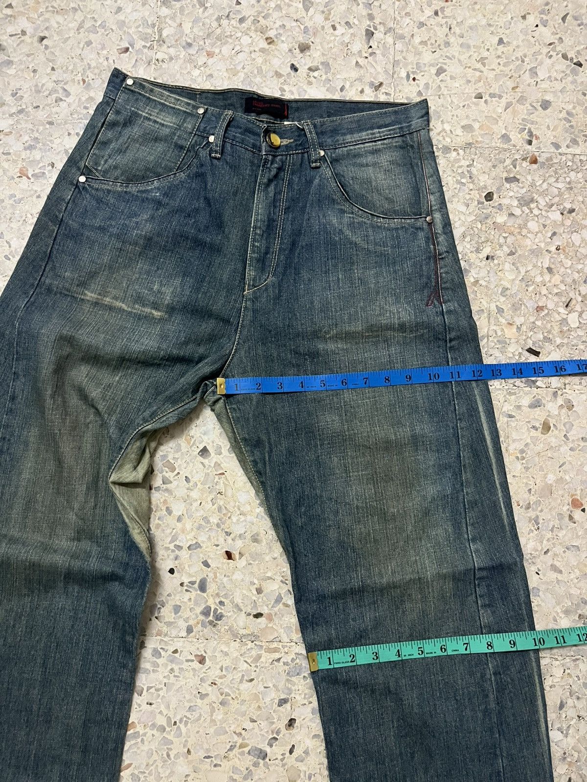 Levi's Vintage Clothing RARE LEVI’S ENGINEERED JEANS ASYMMETRICAL 2-TONE REWORKED Size US 32 / EU 48 - 16 Thumbnail