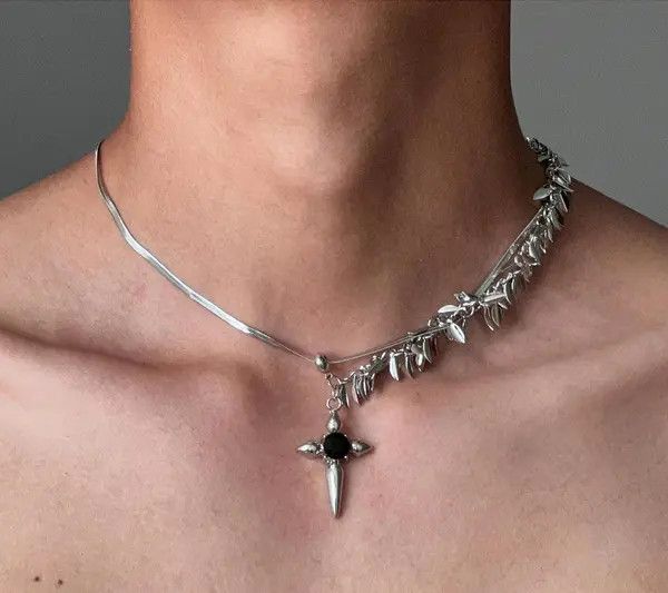 Jewelry Silver Leaf Chain Necklace with Black Cross Pendant Size ONE SIZE - 1 Thumbnail