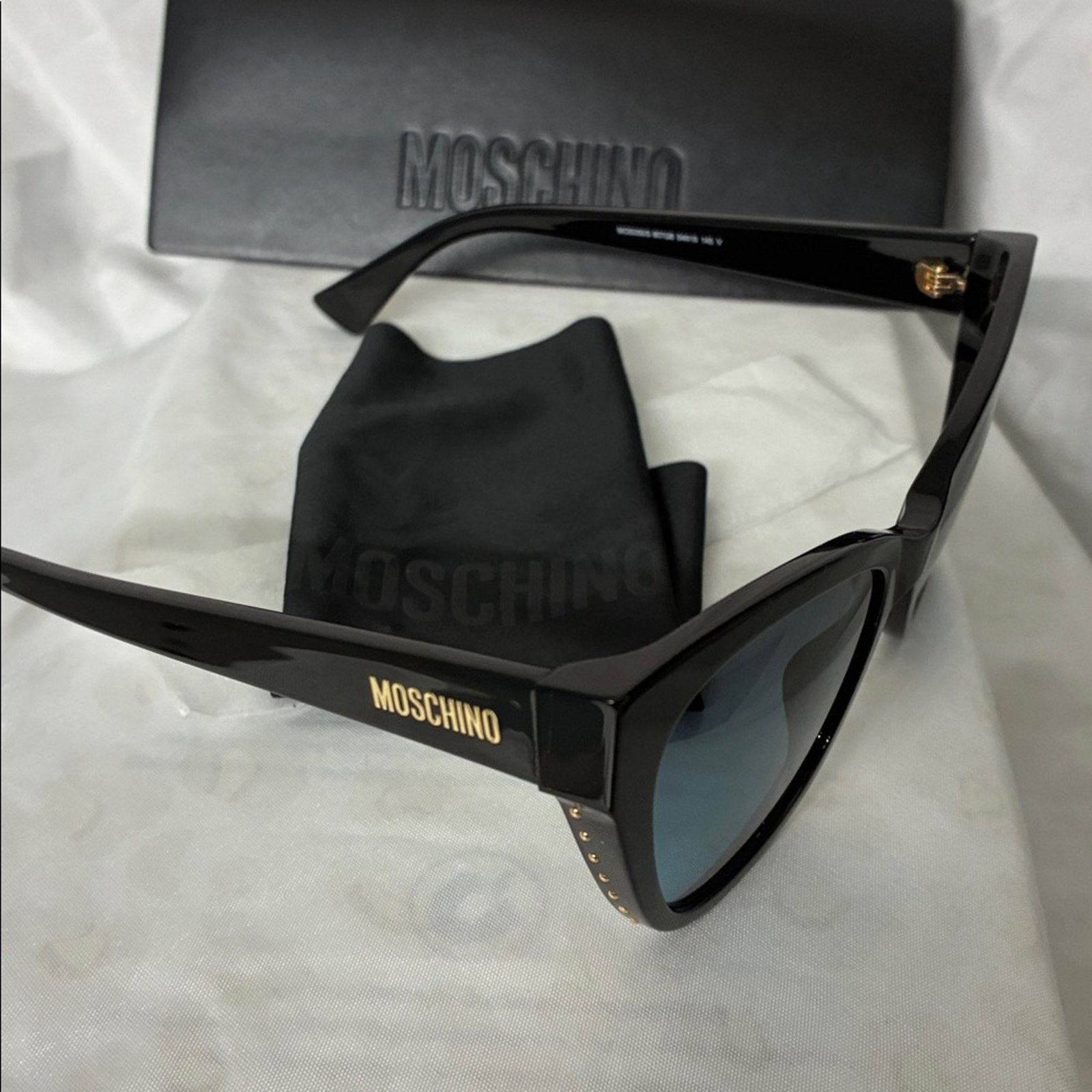 Moschino New Moschino Black and Gold Sunglasses Size ONE SIZE - 6 Thumbnail