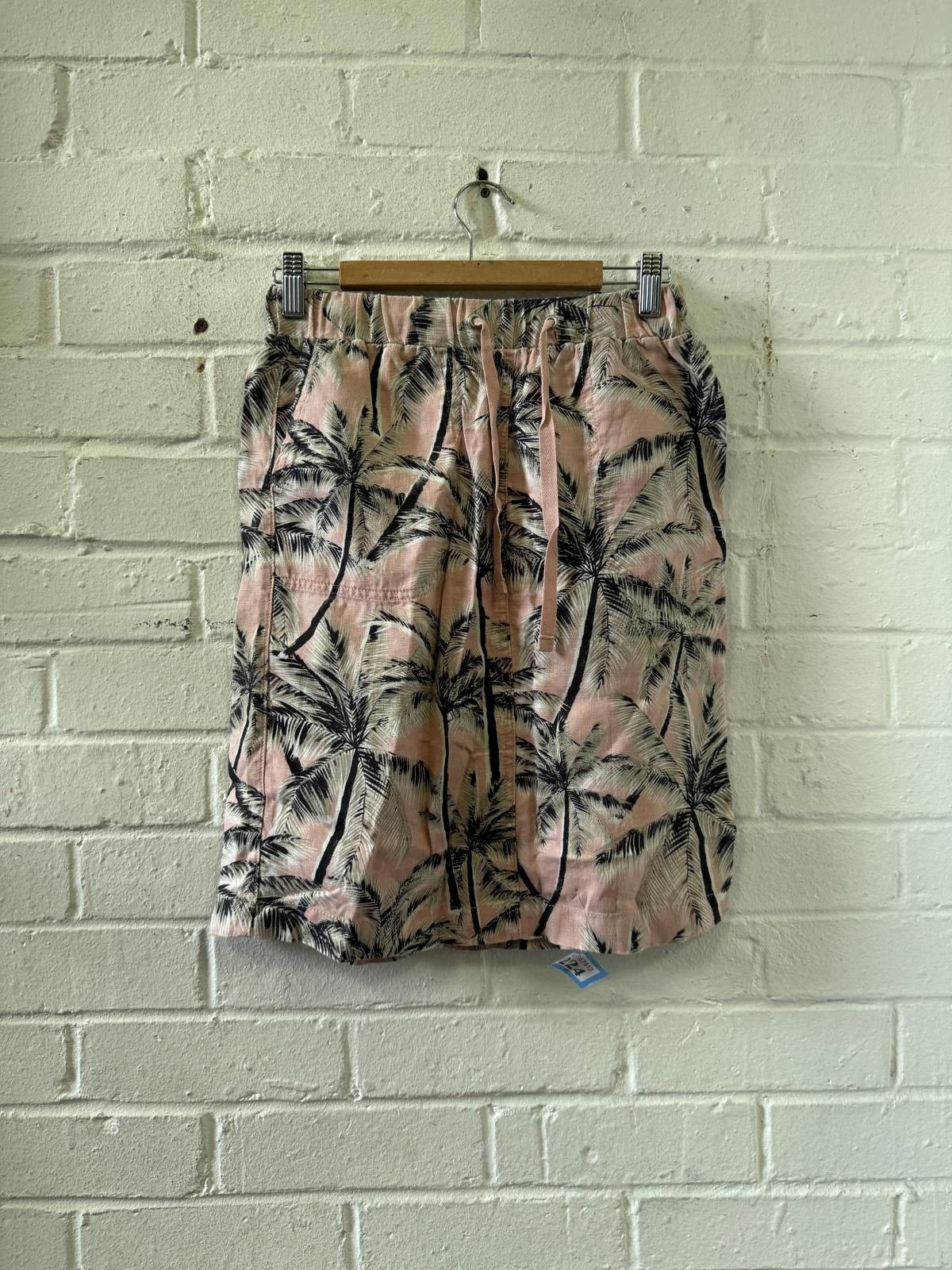 Unknown London Men's Palm Tree Print Casual Shorts Size US 34 / EU 50 - 1 Thumbnail