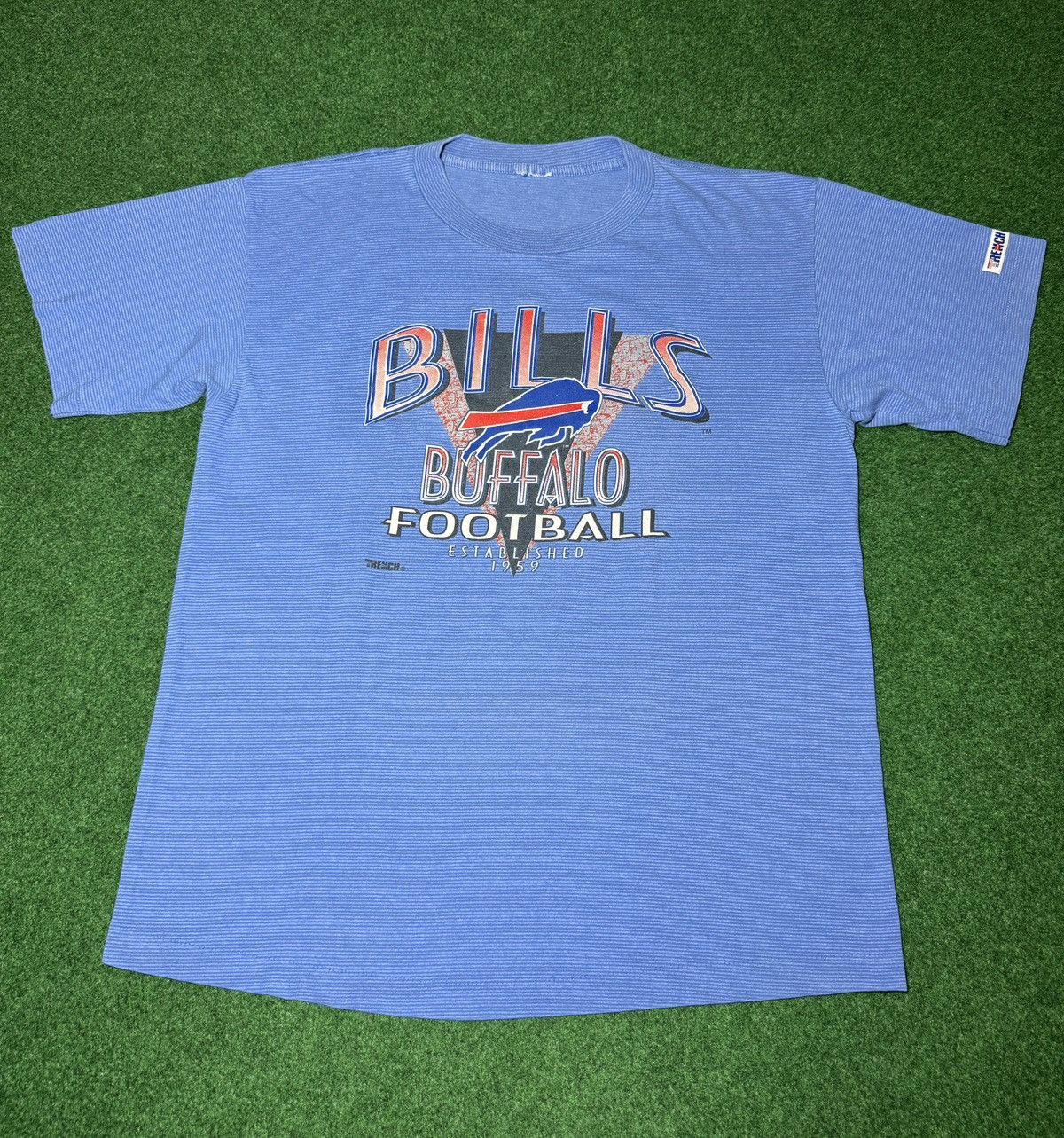 American Trench × Vintage Vintage 90s Buffalo Bills Trench USA Made Blue T Shirt Size US XL / EU 56 / 4 - 1 Thumbnail