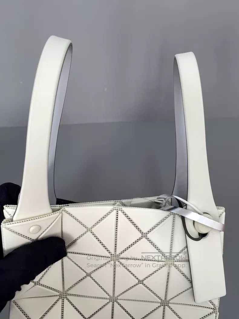 Issey Miyake Issey Miyake White Handbag Size ONE SIZE - 7 Thumbnail