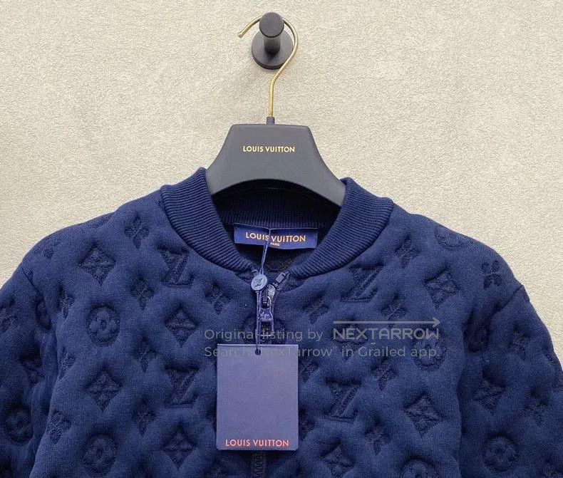 Louis Vuitton Louis Vuitton Blue Embossed Logo Jacket. Size US XS / EU 42 / 0 - 4 Thumbnail
