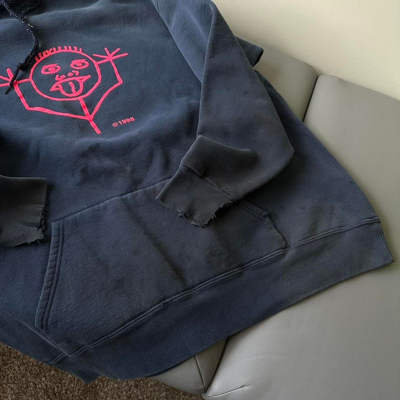 Vintage intage 90s Graphic Faded Thrashed Heavyweight Sweatshirt Size US XXL / EU 58 / 5 - 8 Thumbnail