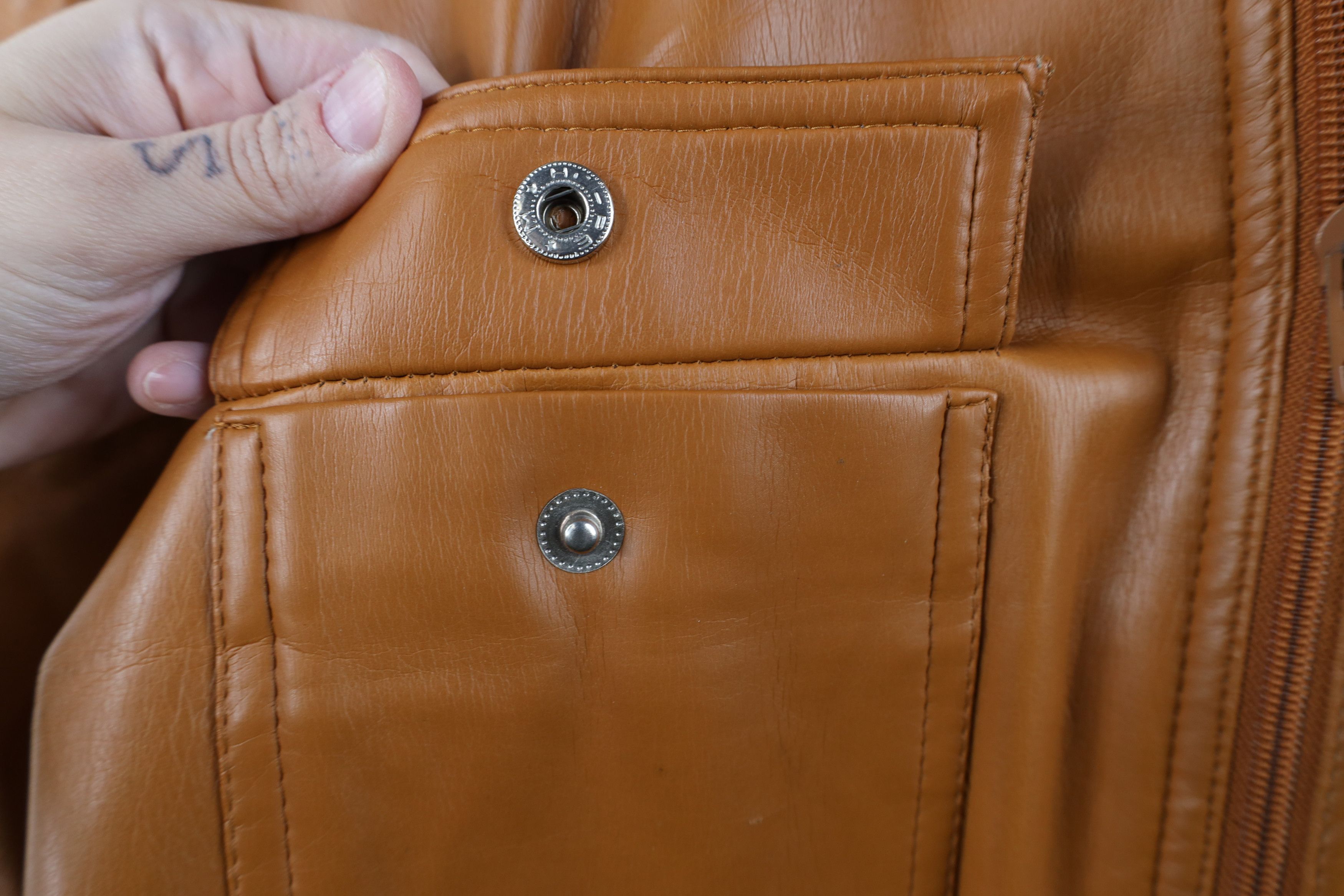 Vintage Vintage 70s Streetwear Faux Leather Flight Bomber Jacket Size US L / EU 52-54 / 3 - 7 Thumbnail