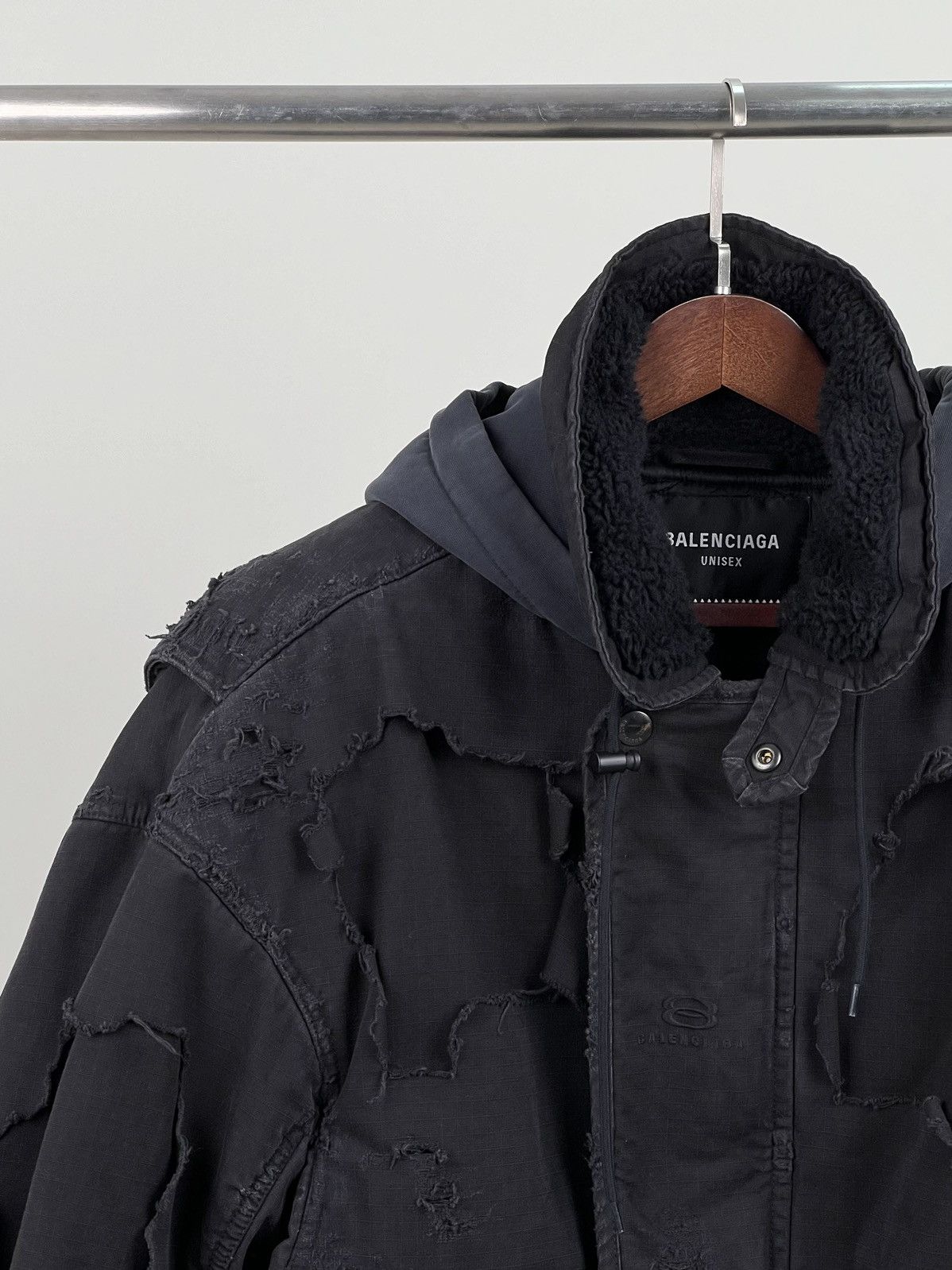 Balenciaga Destroyed bomber jacket size 2 Size US M / EU 48-50 / 2 - 6 Thumbnail