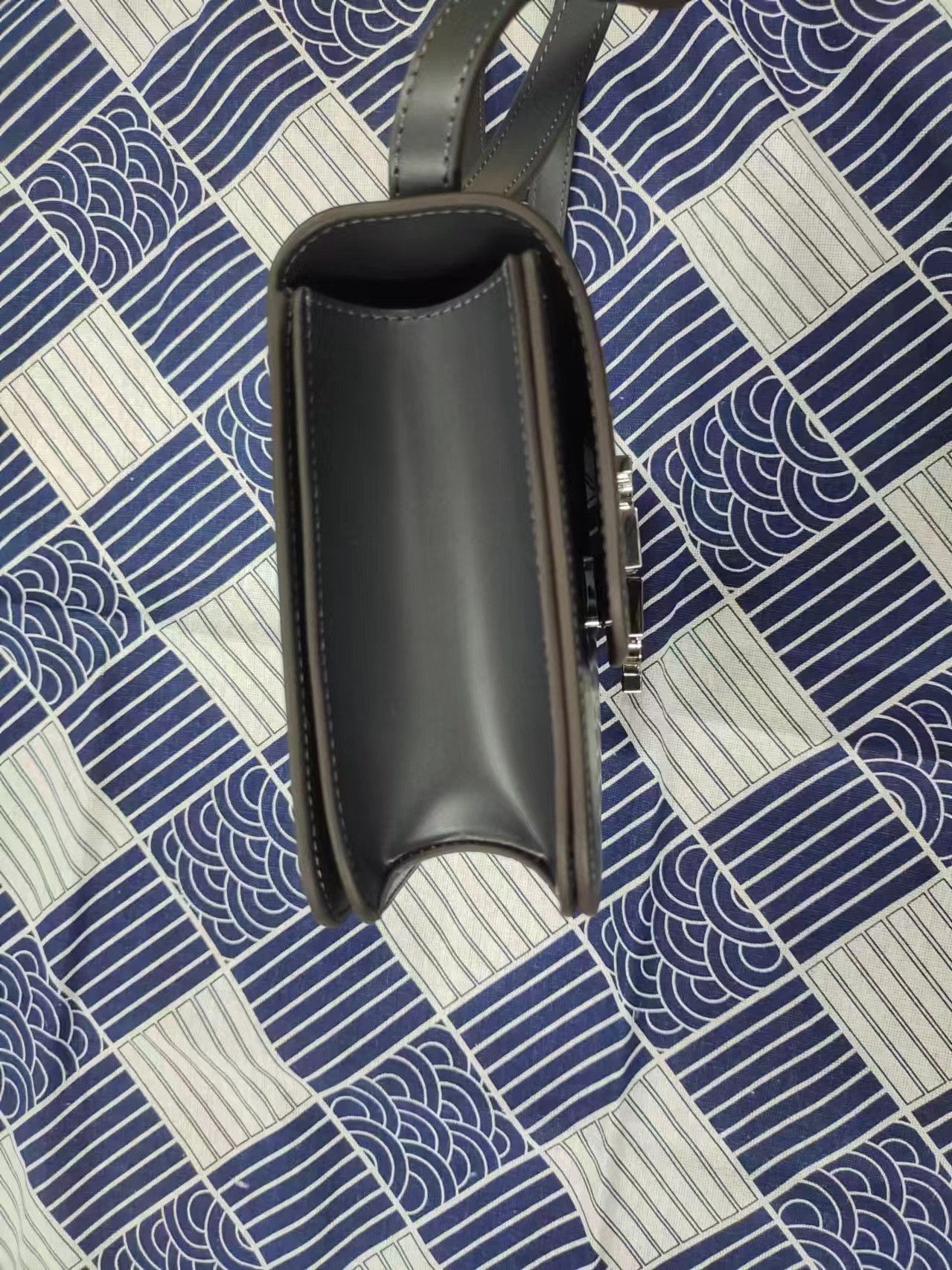 Tory Burch Tory burch gray leather silver buckle lower side backpack Size ONE SIZE - 7 Thumbnail