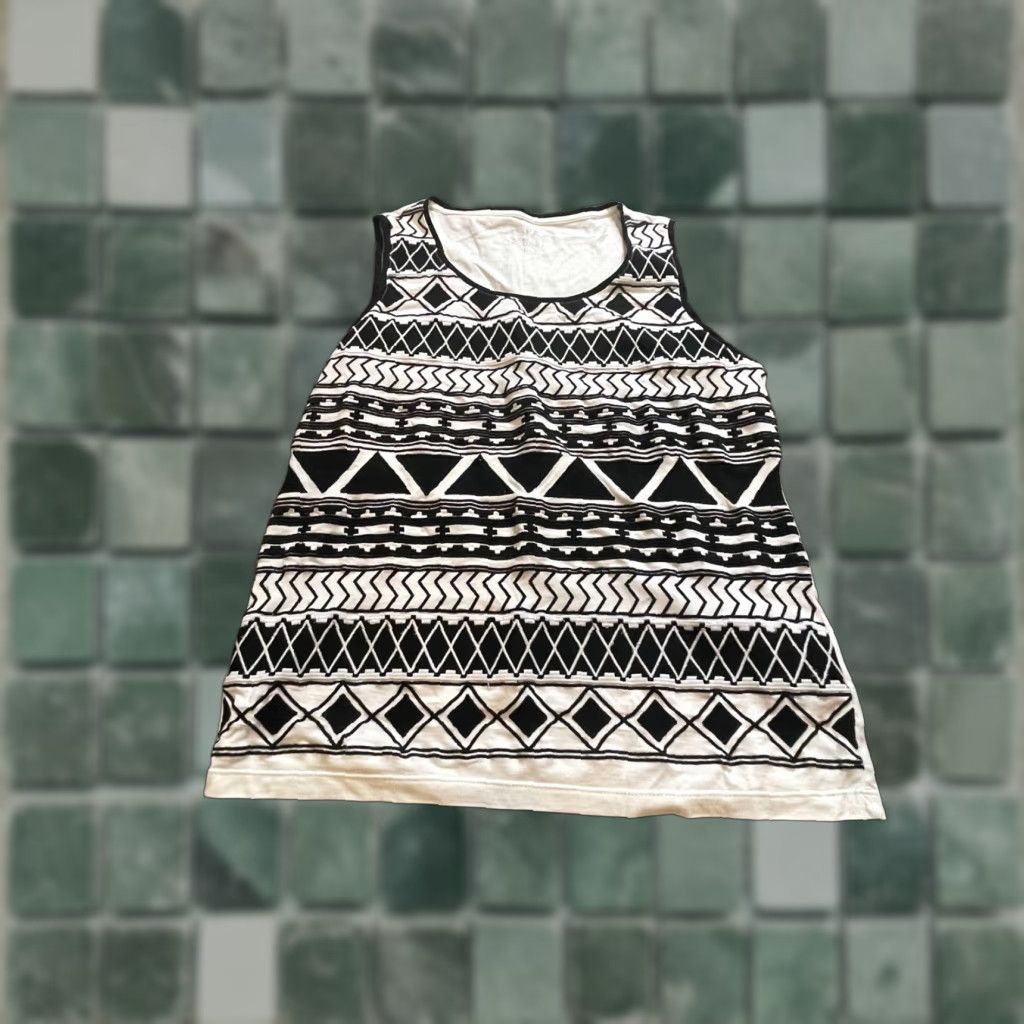 Vintage CHICO'S Top Womens Size 1 Sleeveless Shirt Blouse Black Casual Sleeve Women Shirt Blouse Size XS / US 0-2 / IT 36-38 - 1 Thumbnail