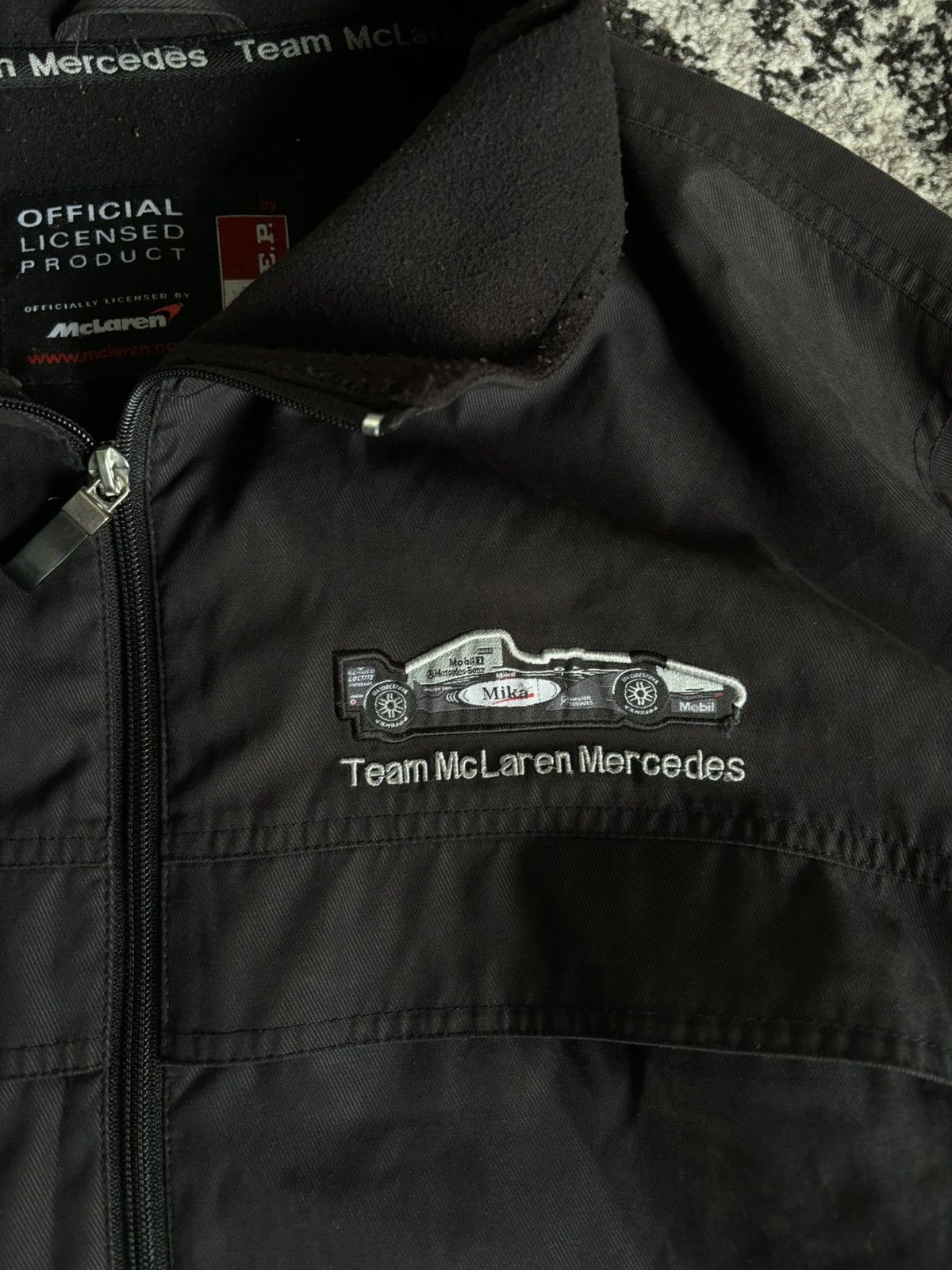 Mercedes-Benz Race Jakcet Formula 1 Mika McLaren Mercedez Benz Size US L / EU 52-54 / 3 - 4 Thumbnail