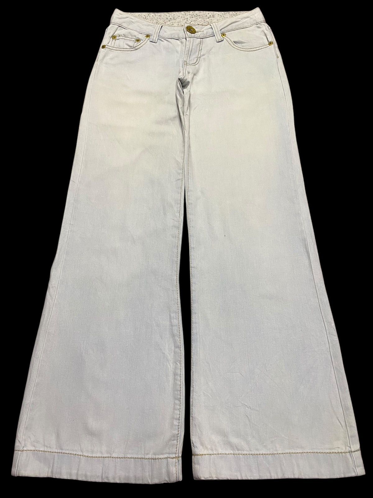 Y2k Light wash low rise flare jeans with gold buttons