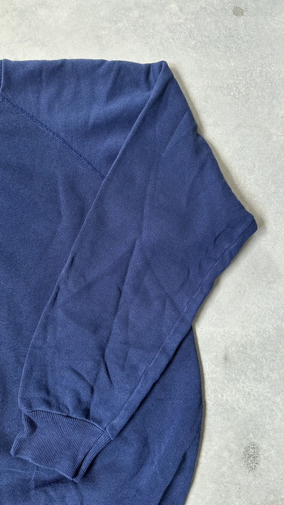 Vintage VINTAGE HANES PLAIN SWEATSHIRT Size US M / EU 48-50 / 2 - 3 Thumbnail