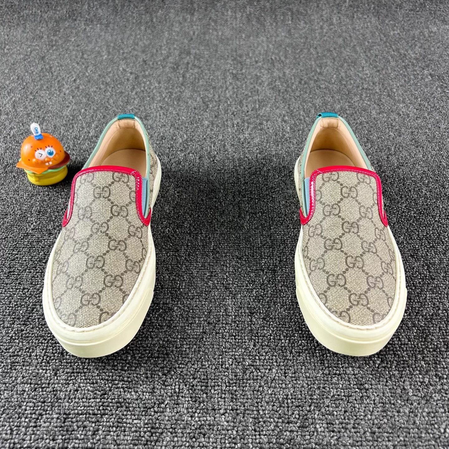 Gucci Gucci GG Supreme slip-on sneaker women's 35.5 Size US 4.5 / IT 34.5 - 2 Thumbnail