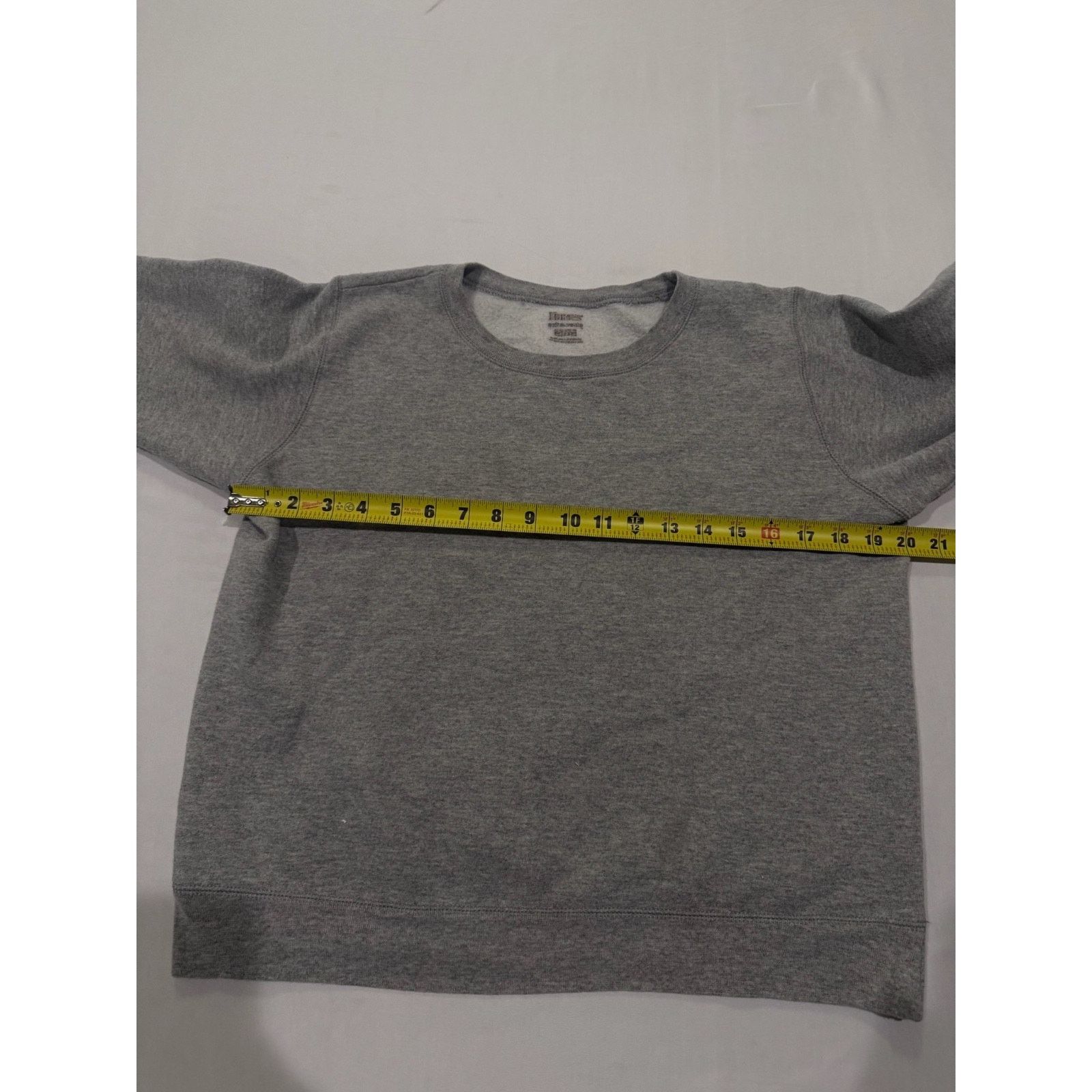 Hanes Hanes Sweater Women's Medium Gray Boxy Crewneck 2000's Size US M / EU 48-50 / 2 - 5 Thumbnail