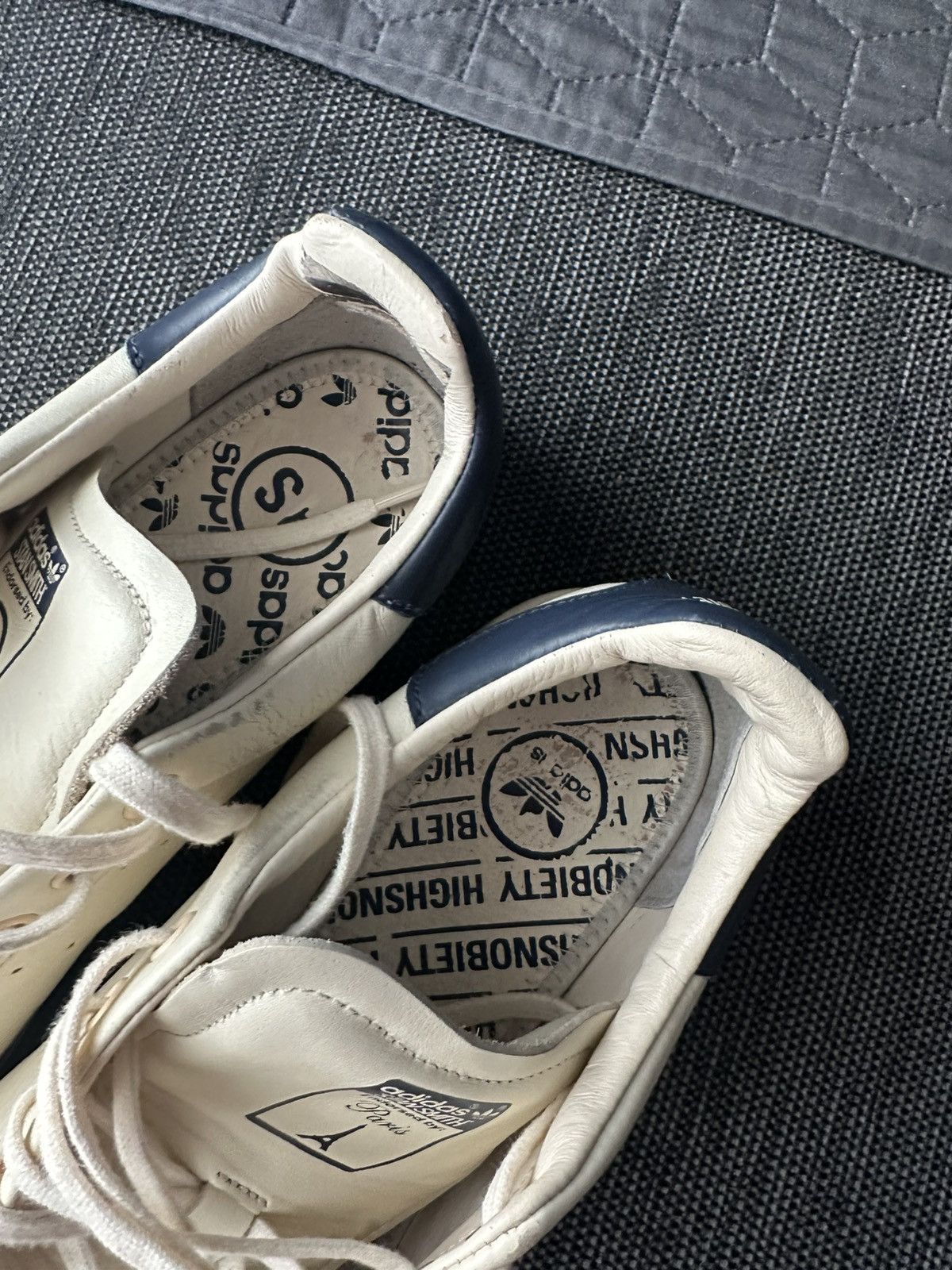 Highsnobiety Adidas Stan Smith x HIGHSNOBIETY cream leather sneakers Size US 11 / EU 44 - 12 Thumbnail