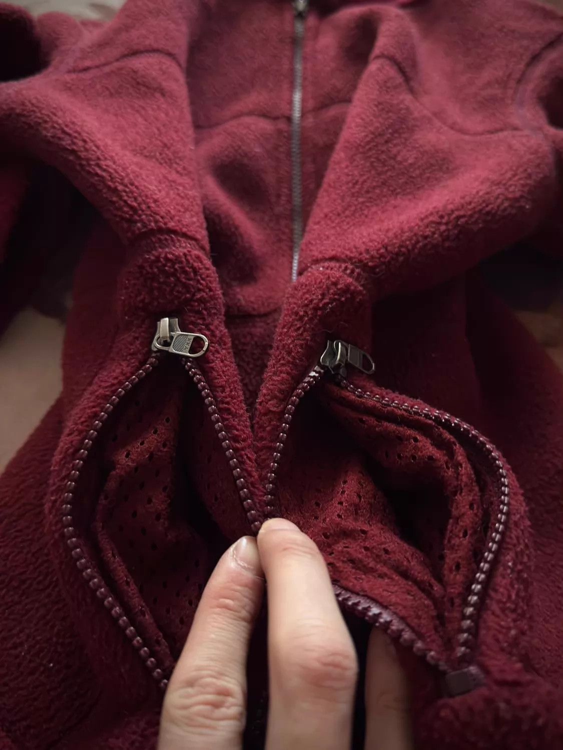 Patagonia Patagonia Vintage Burgundy Fleece Jacket Unisex Size M / US 6-8 / IT 42-44 - 4 Thumbnail