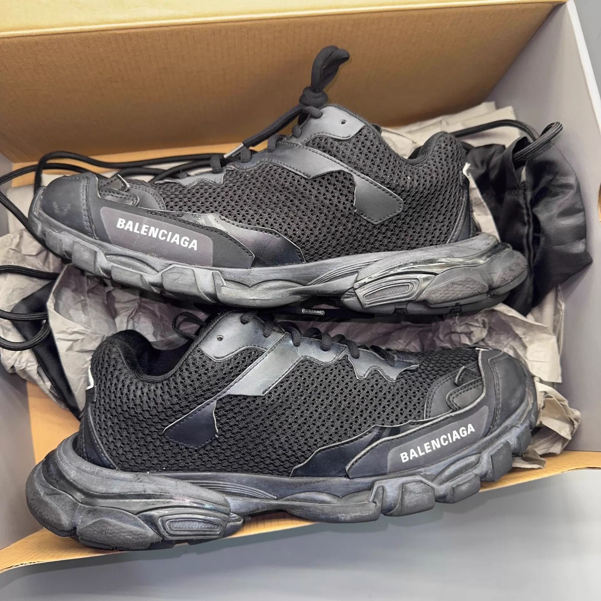 Balenciaga Balenciaga Track 3.0 Distressed Black Size US 9 / EU 42 - 5 Thumbnail