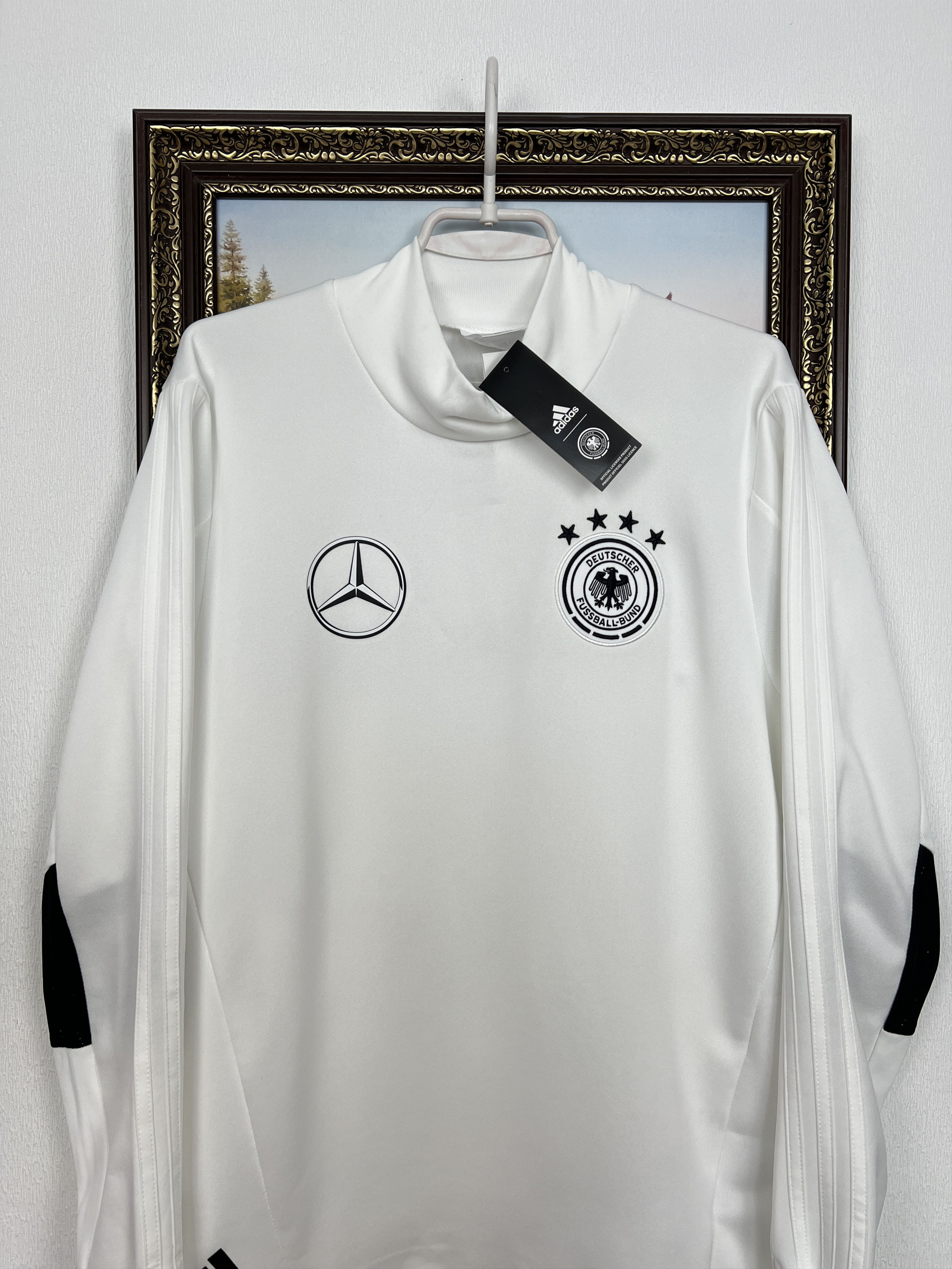 Mercedes-Benz Adidas Germany Mercedes Benz Football Train Sweatshirt Size US M / EU 48-50 / 2 - 2 Thumbnail