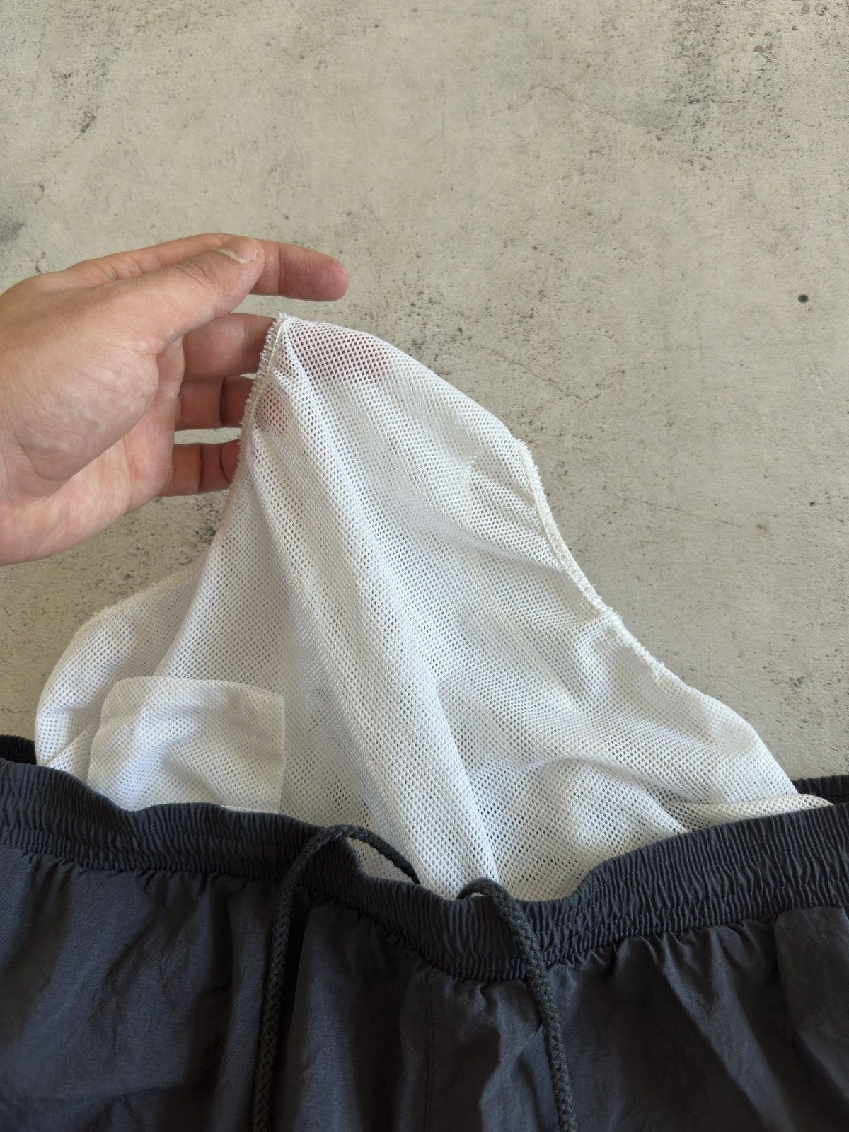 Adidas Vintage Adidas Shorts Size M Size US 32 / EU 48 - 8 Thumbnail