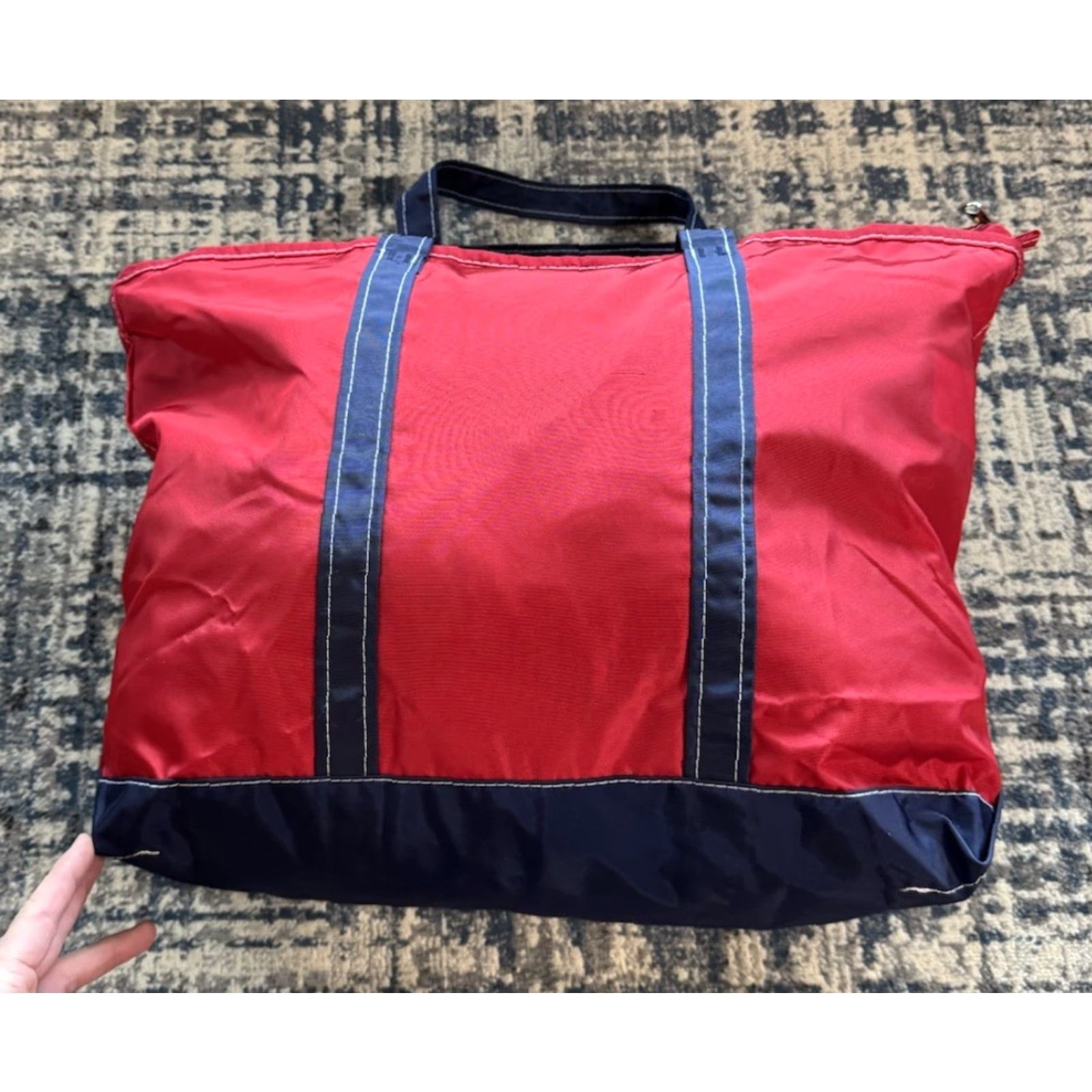 Vintage VINTAGE L.L. Bean Tote Bag Nylon Red Blue Striped XL Zipper Top Womens Size XL / US 12-14 / IT 48-50 - 5 Thumbnail