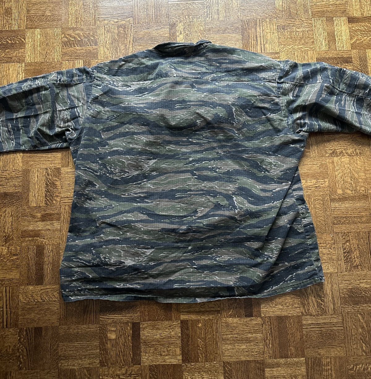 Vintage Rothco Tiger Stripe Slant Pocket Ripstop Shirt Size US XXL / EU 58 / 5 - 6 Thumbnail