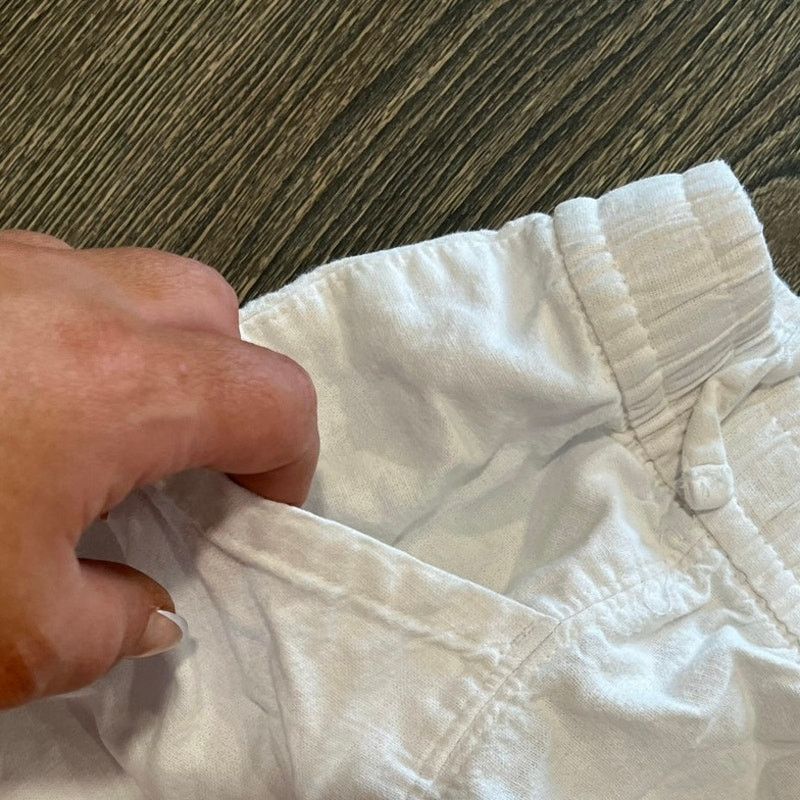Old Navy Old Navy High Rise Shorts Linen Blend Elastic Waist White L Size 25" / US 0 / IT 36 - 3 Thumbnail