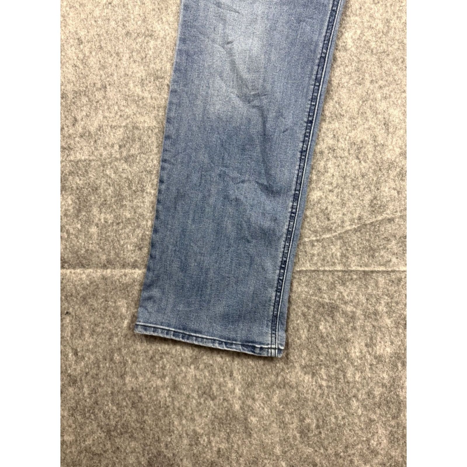 Old Navy VINTAGE? No — Old Navy Jeans Womens 18 Blue Mid Rise Bootcut Light Wash Denim Stretch Size 40" / US 18 - 4 Thumbnail