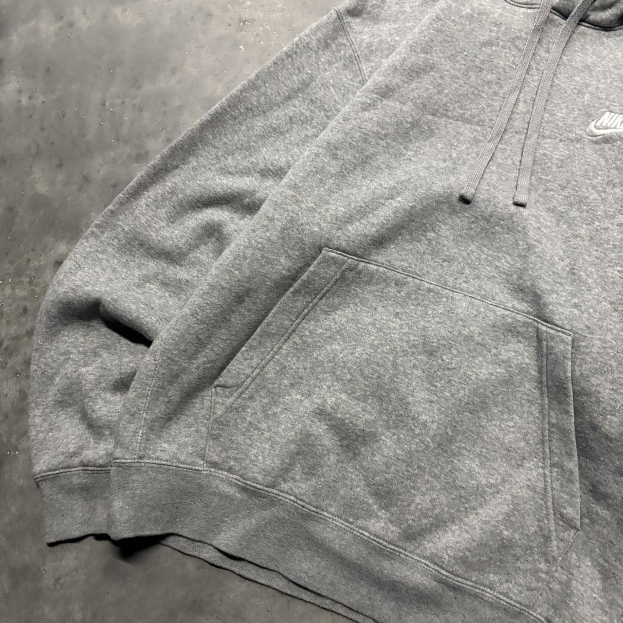 Nike × Vintage Crazy Vintage Y2K/2000s Light Grey Nike Streetwear Essential Hoodie! Size US M / EU 48-50 / 2 - 3 Thumbnail