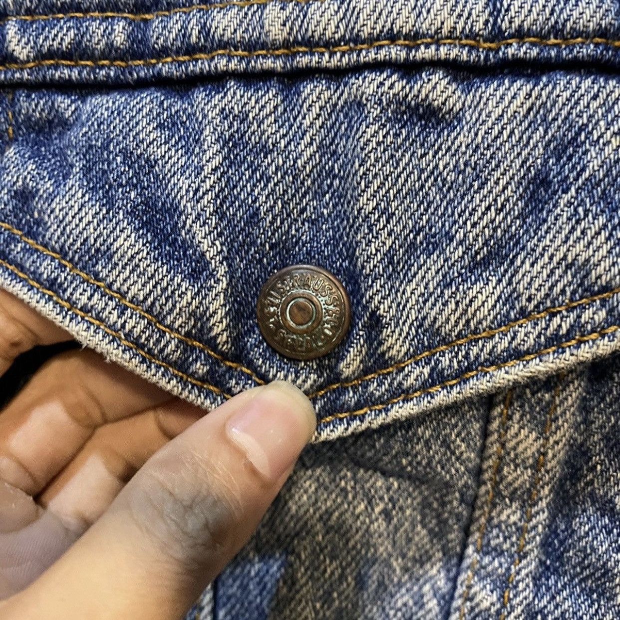 Levi's 90's Levi's Vintage blue denim sherpa jacket Made in USA Size US M / EU 48-50 / 2 - 16 Thumbnail