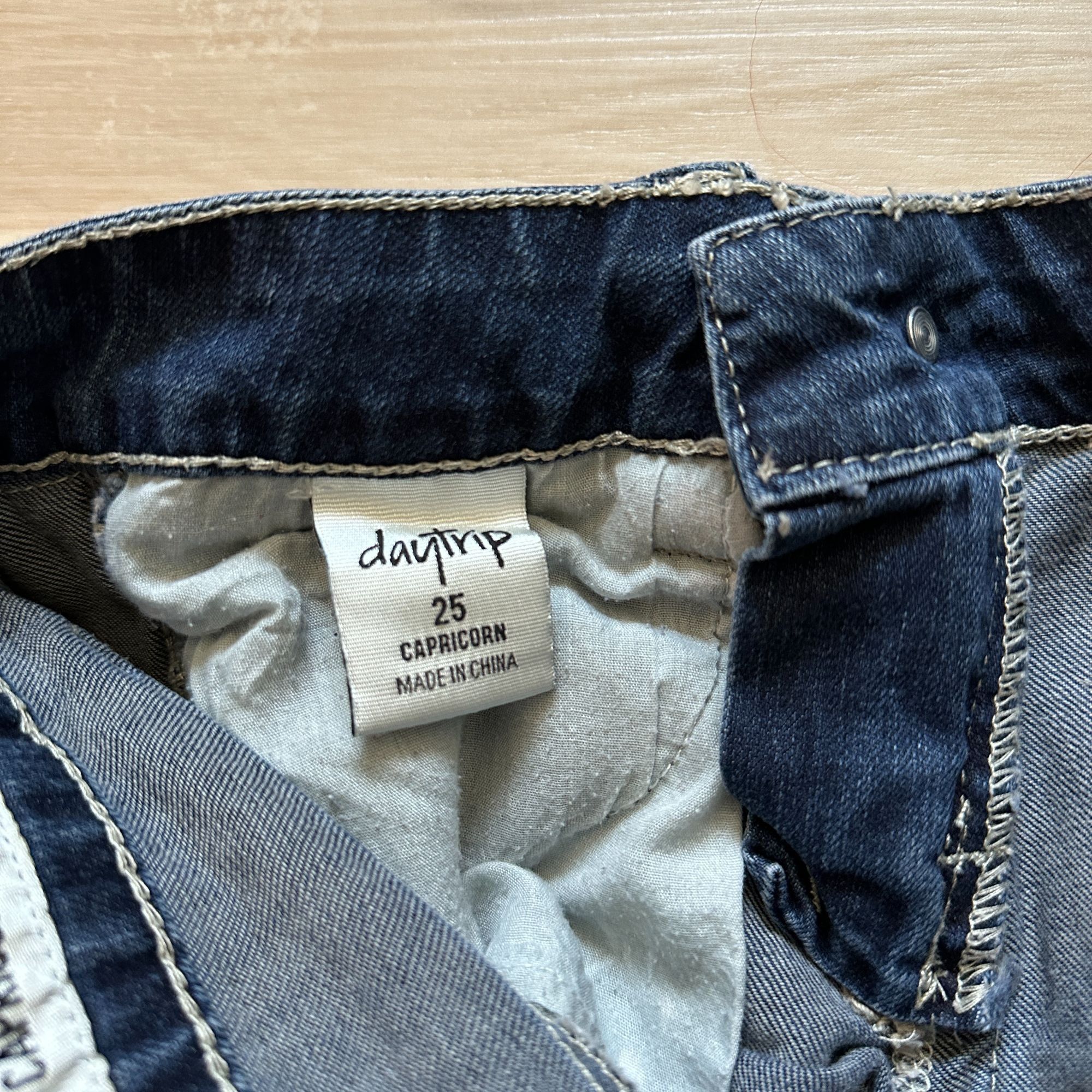 Other Daytrip Womens Denim Shorts Size 25 Capricorn Blue Distresse Size 25" / US 0 / IT 36 - 4 Thumbnail