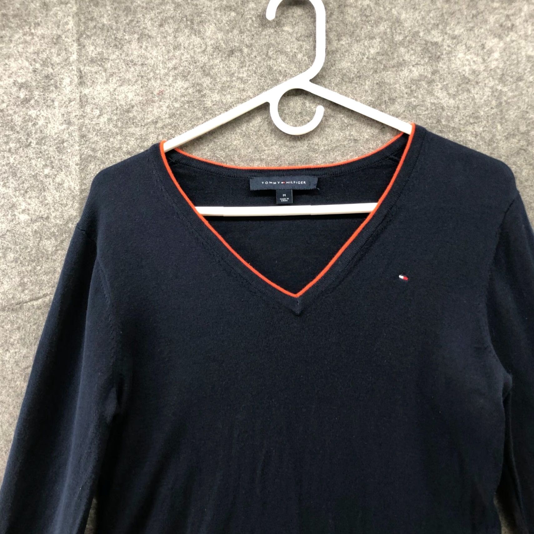 Tommy Hilfiger VINTAGE Tommy Hilfiger Sweater Pullover Womens M Blue Rainbow Stripe Casual Cotton Knit Size M / US 6-8 / IT 42-44 - 3 Thumbnail