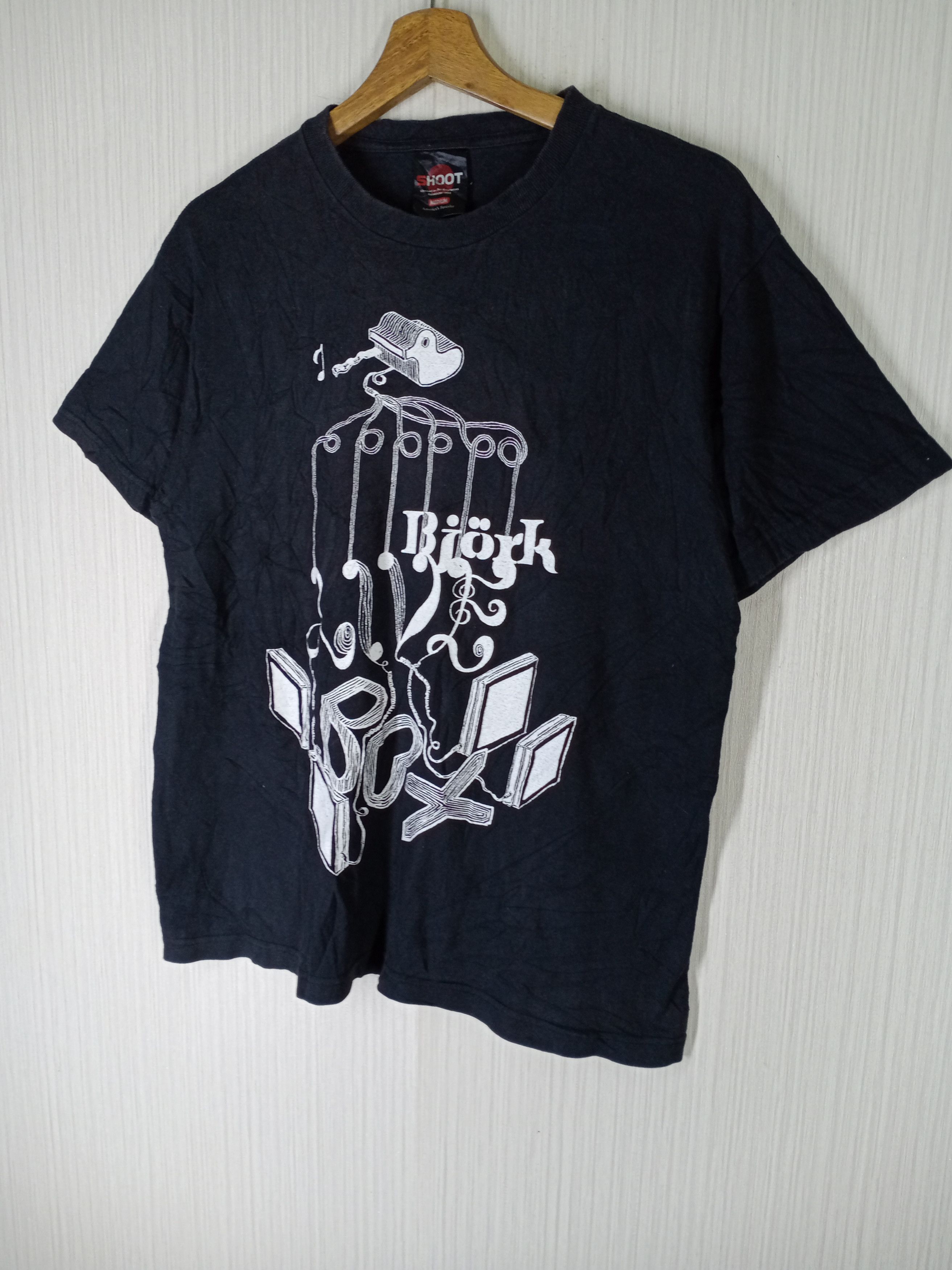 Band Tees Rare Vintage Bjork Tshirt Size US M / EU 48-50 / 2 - 2 Thumbnail
