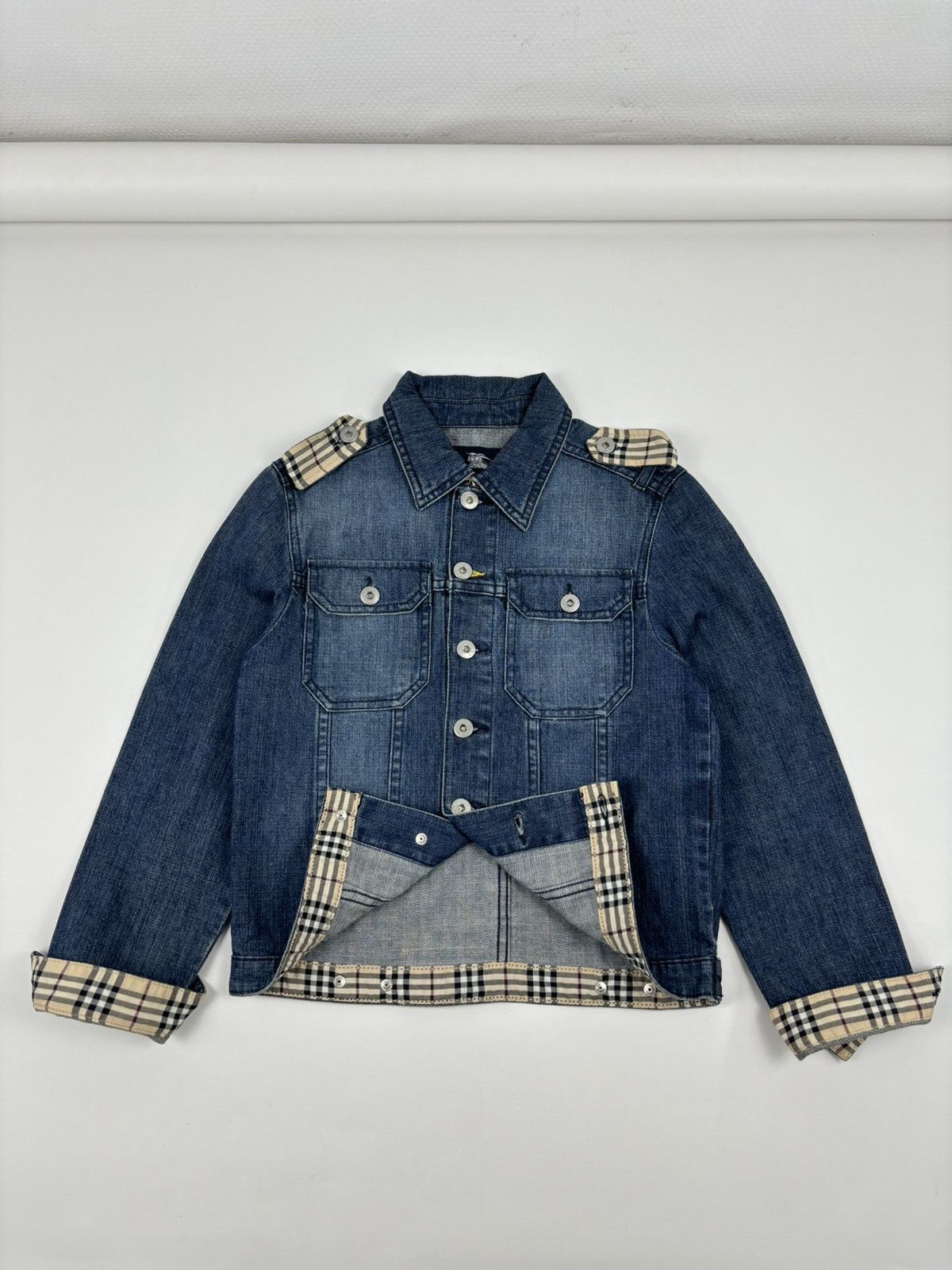 Burberry × Burberry Prorsum × Vintage BURBERRYS Nova Check Trim Denim Blue Trucker Buttons Jacket Jean Crop Bomber XS-S Size XS / US 0-2 / IT 36-38 - 5 Thumbnail