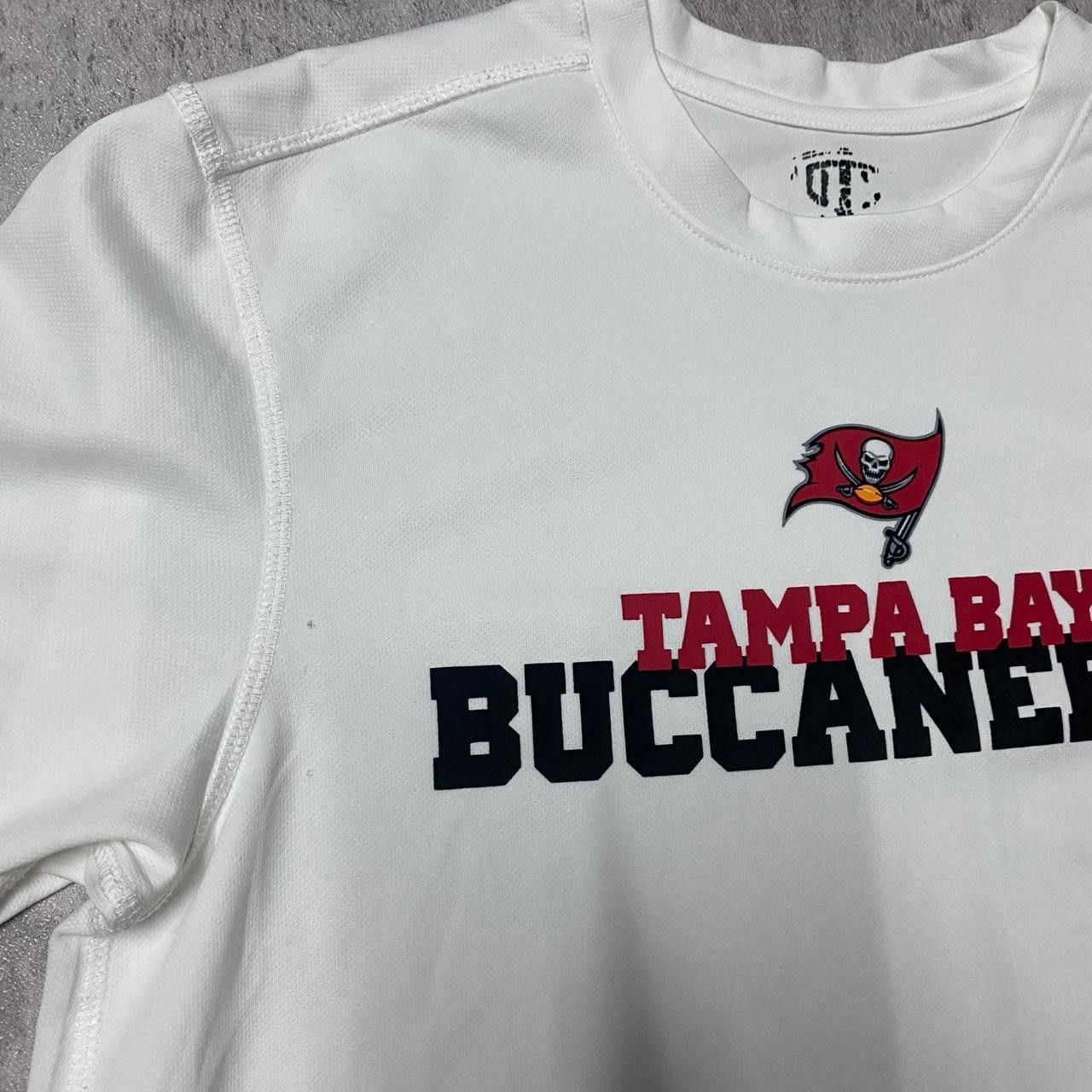 Other White Tampa Bay Buccaneers Nike Dri-fit t-shirt # Size US M / EU 48-50 / 2 - 4 Thumbnail