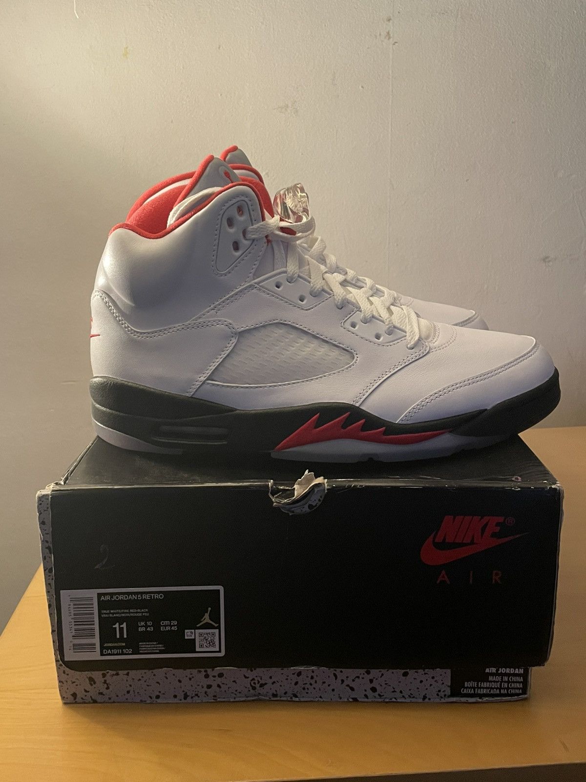 Jordan Brand Air jordan 5 size us 11 Size US 11 / EU 44 - 9 Thumbnail