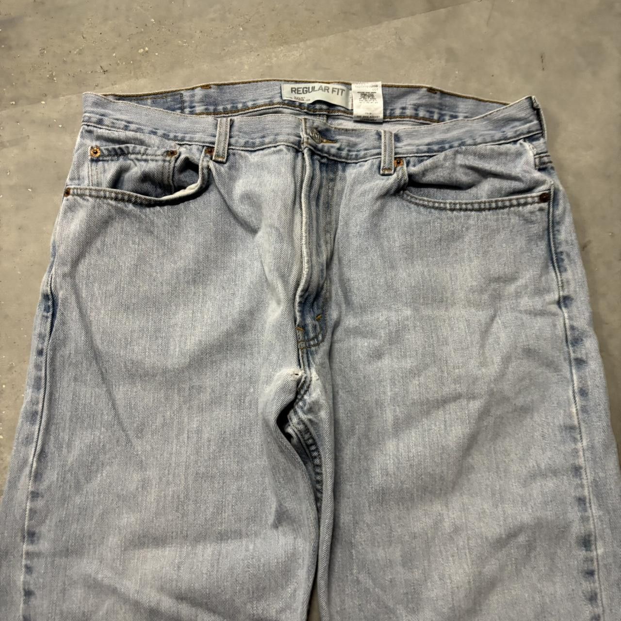 Levi's × Vintage Crazy Vintage Y2K/2000s Light Wash Essential Levis Denim Jeans! Size US 36 / EU 52 - 5 Thumbnail