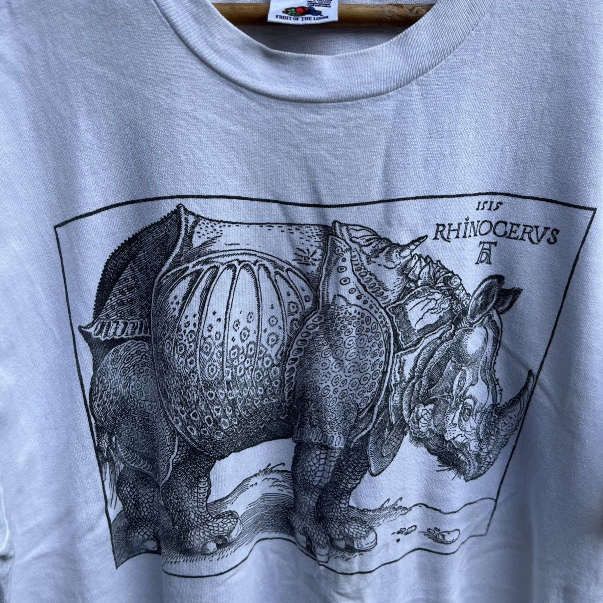 Arts & Science Vintage 90s RHINOCERVS photo art by Albrecht Durer tee Size US L / EU 52-54 / 3 - 4 Thumbnail