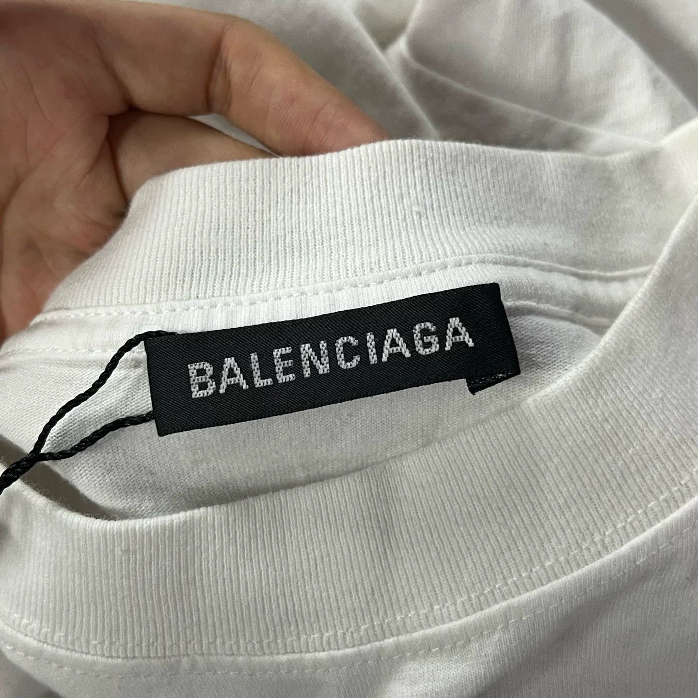 Balenciaga Balenciaga White Back Logo Short Sleeve Size US S / EU 44-46 / 1 - 5 Thumbnail