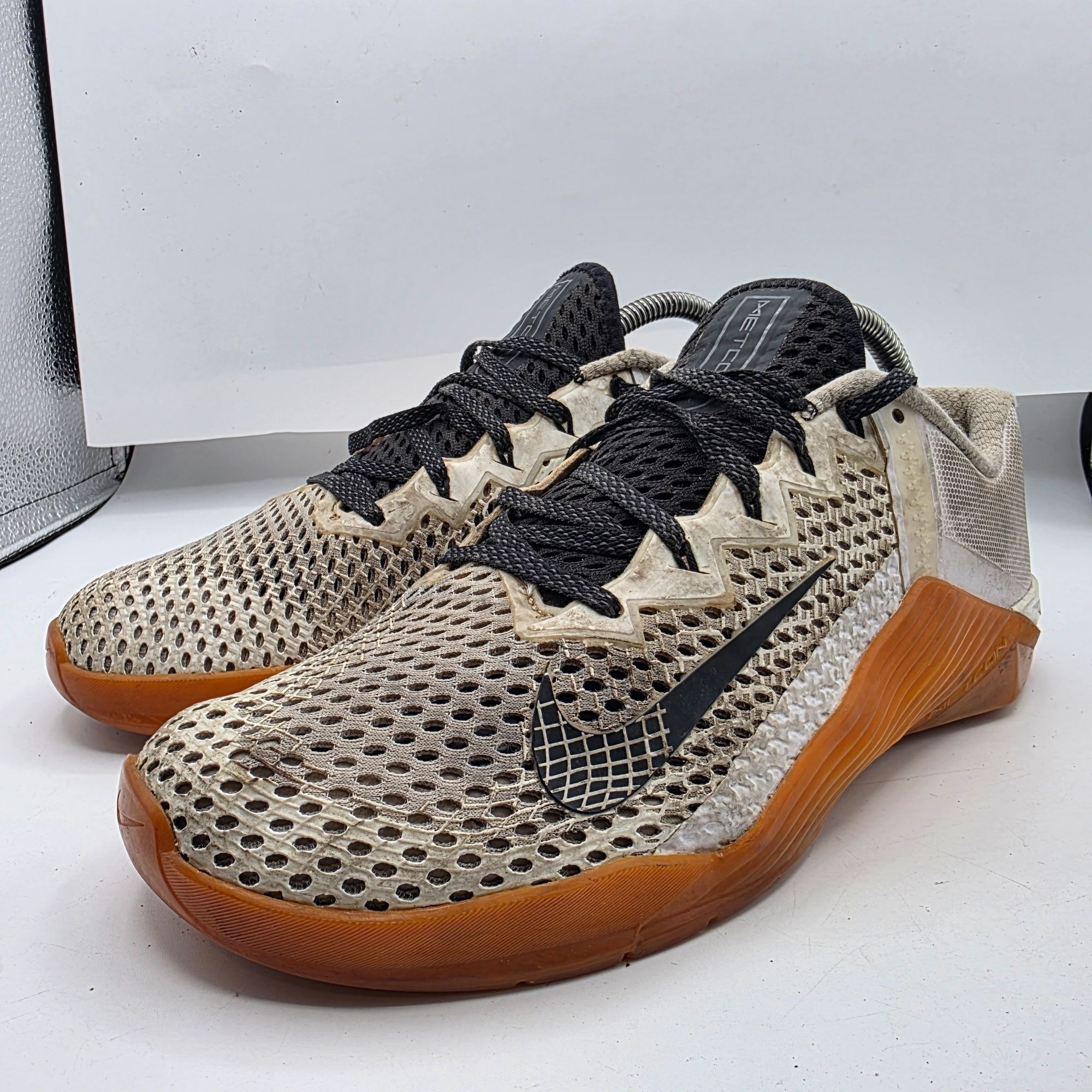 Nike Nike Metcon 6 By You Mens Size 9 White Gum Brown Training Sh Size US 9 / EU 42 - 4 Thumbnail