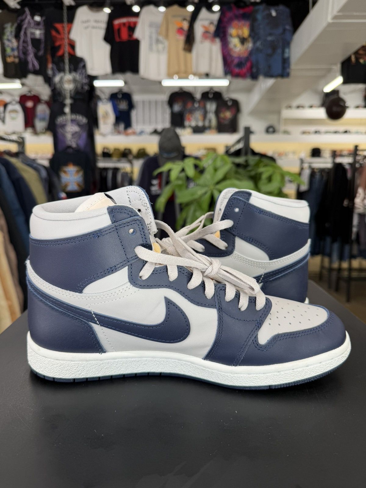 Jordan Brand Air Jordan 1 High Georgetown Size 9 (2022) Size US 9 / EU 42 - 3 Thumbnail