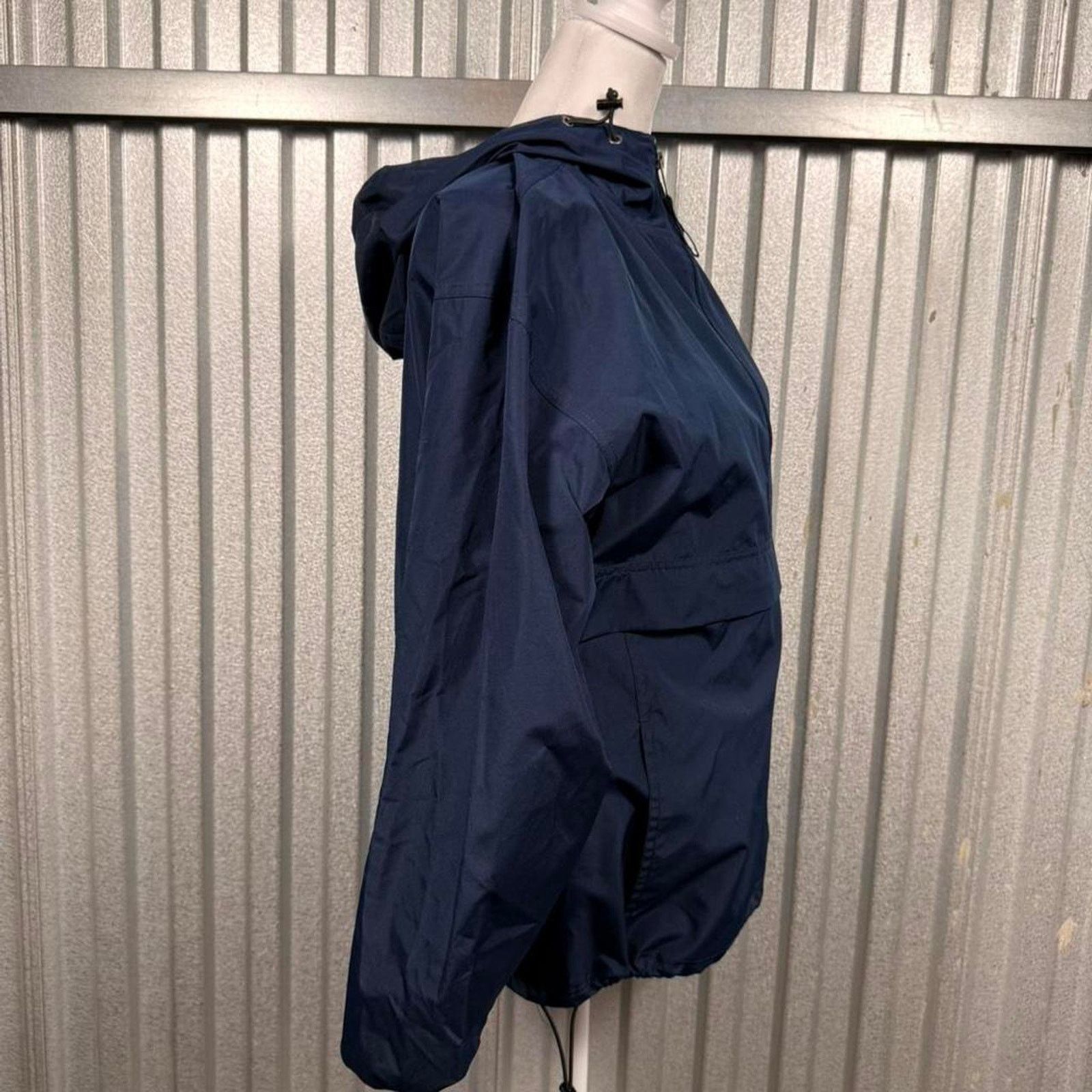 Champion Champion hudson yards new york Windbreaker Jacket Size US M / EU 48-50 / 2 - 5 Thumbnail