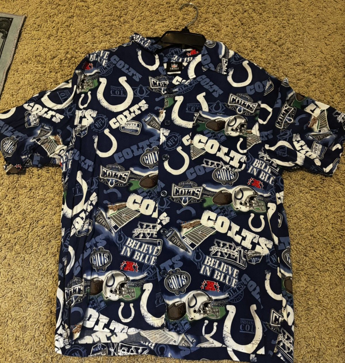 NFL Vintage Colts button up Size US M / EU 48-50 / 2 - 1 Thumbnail