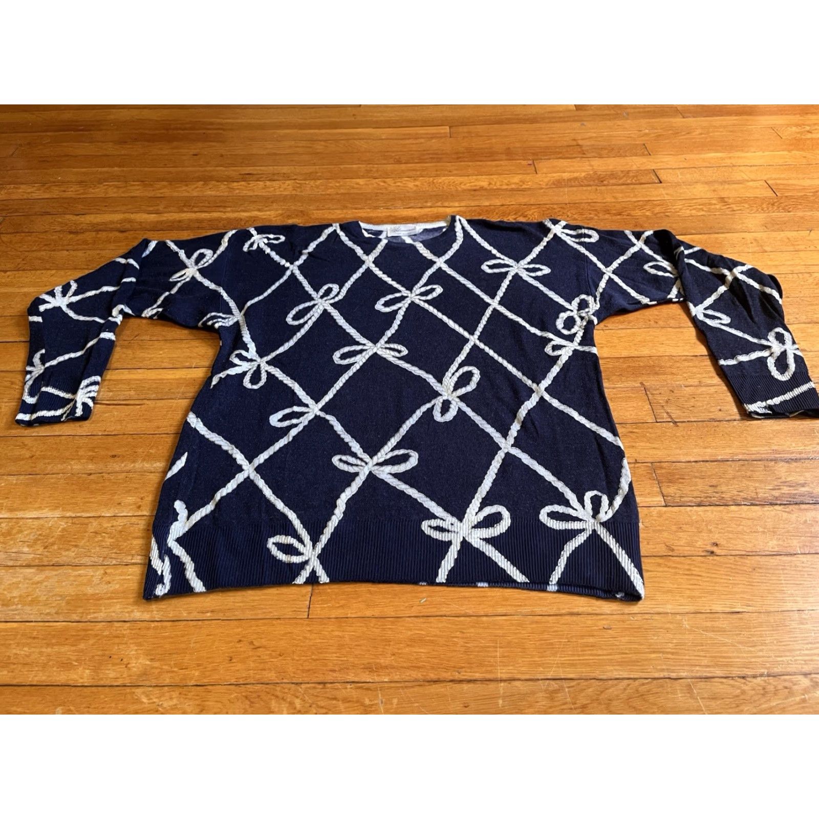 Blumarine VINTAGE Blumarine Bow Knot All Over Print Wool Sweater Women’s L Blue Italy Size L / US 10 / IT 46 - 2 Thumbnail