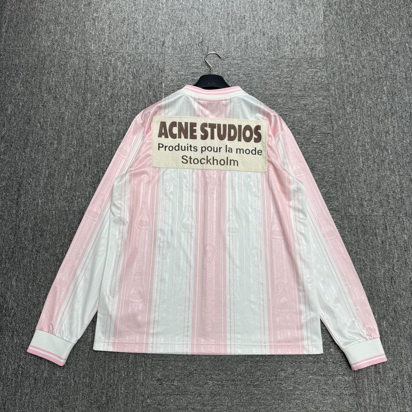 Acne Studios Acne Studios Pink-White Stripe Football LS S Size US S / EU 44-46 / 1 - 5 Thumbnail