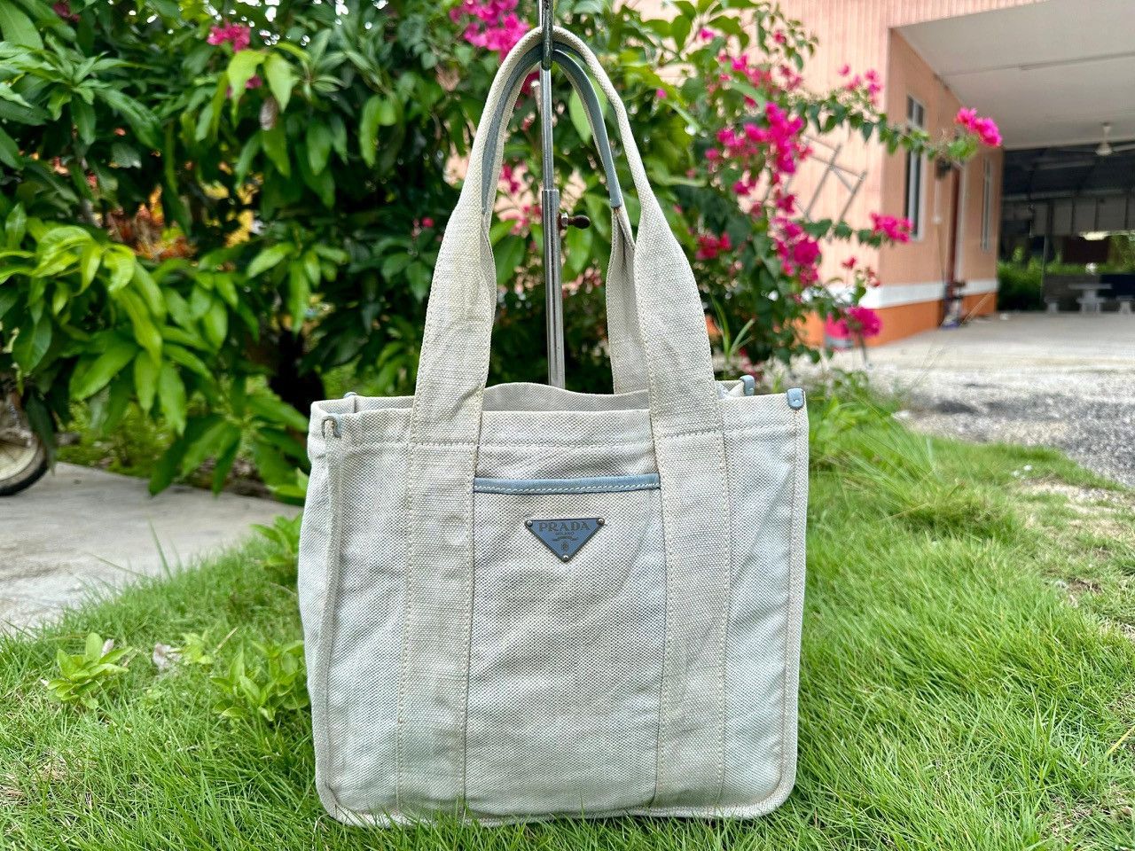 Prada Authentic Prada Misto Luno Shop Tote Bag Size ONE SIZE - 1 Thumbnail